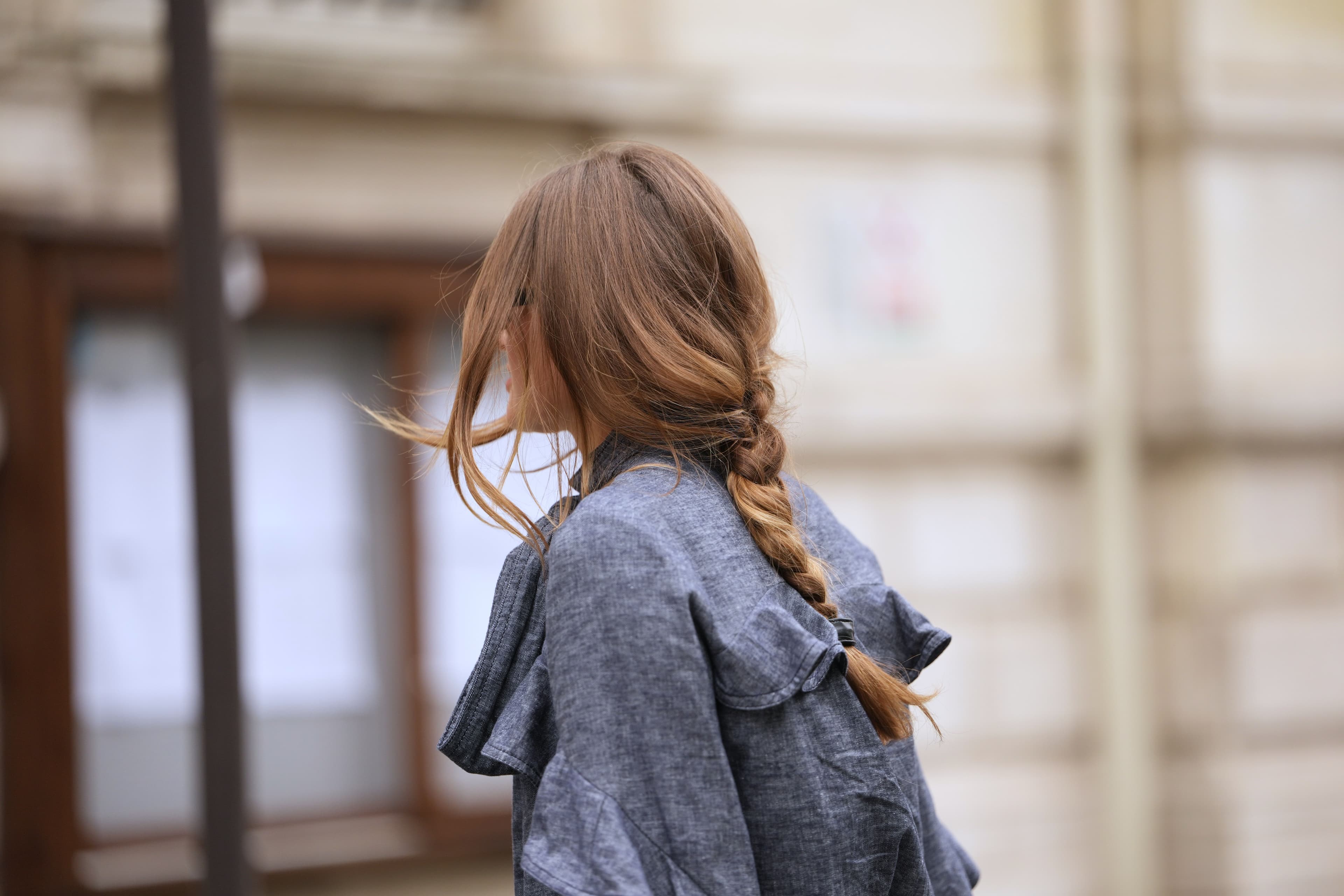 I migliori prodotti anti rottura per capelli da usare per evitare il taglio