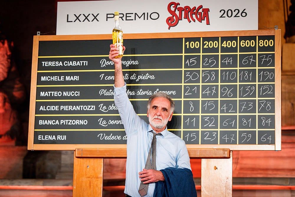 Michele Mari vince il Premio Strega 2026 con I convitati di pietra