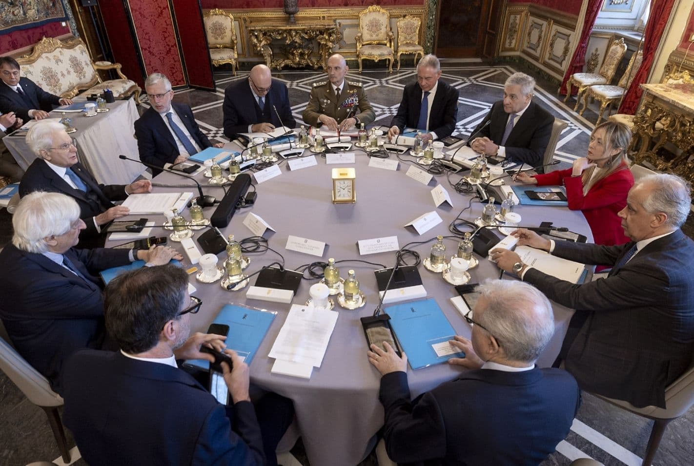 Consiglio Supremo di Difesa, l’Italia non entra in guerra e l’uso delle basi avverrà nel rispetto degli accordi internazionali