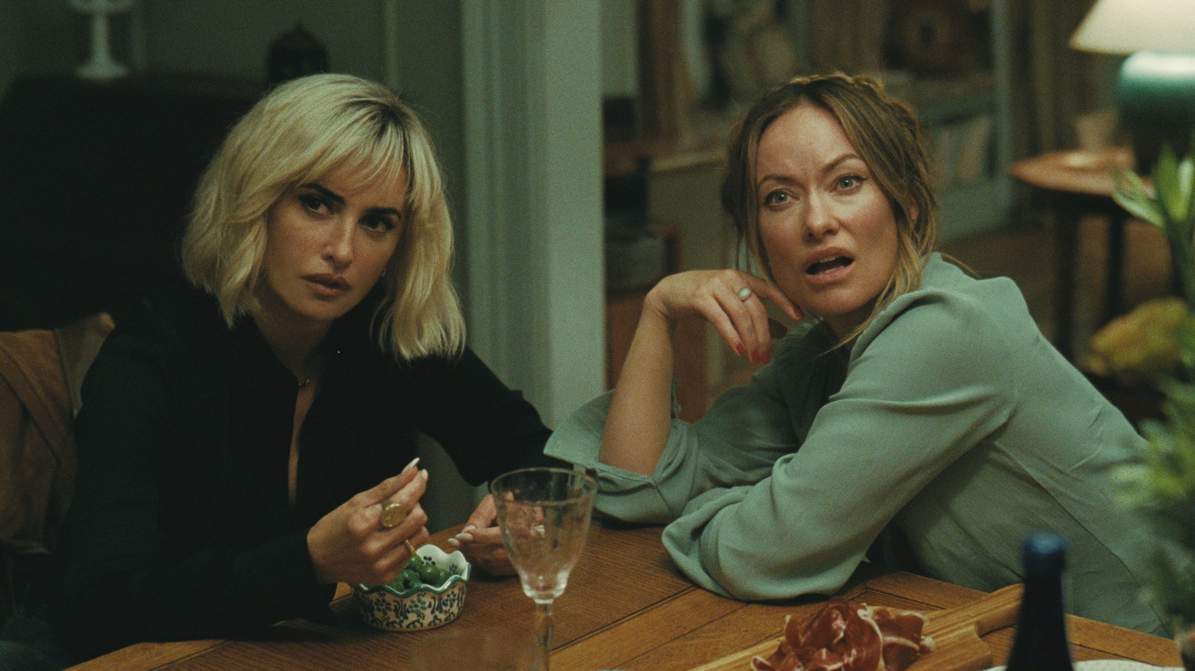 Tutte le star della 79esima edizione del Locarno Film Festival: da Monica Bellucci a Zoe Saldaña, da Isabella Rossellini a Olivia Wilde