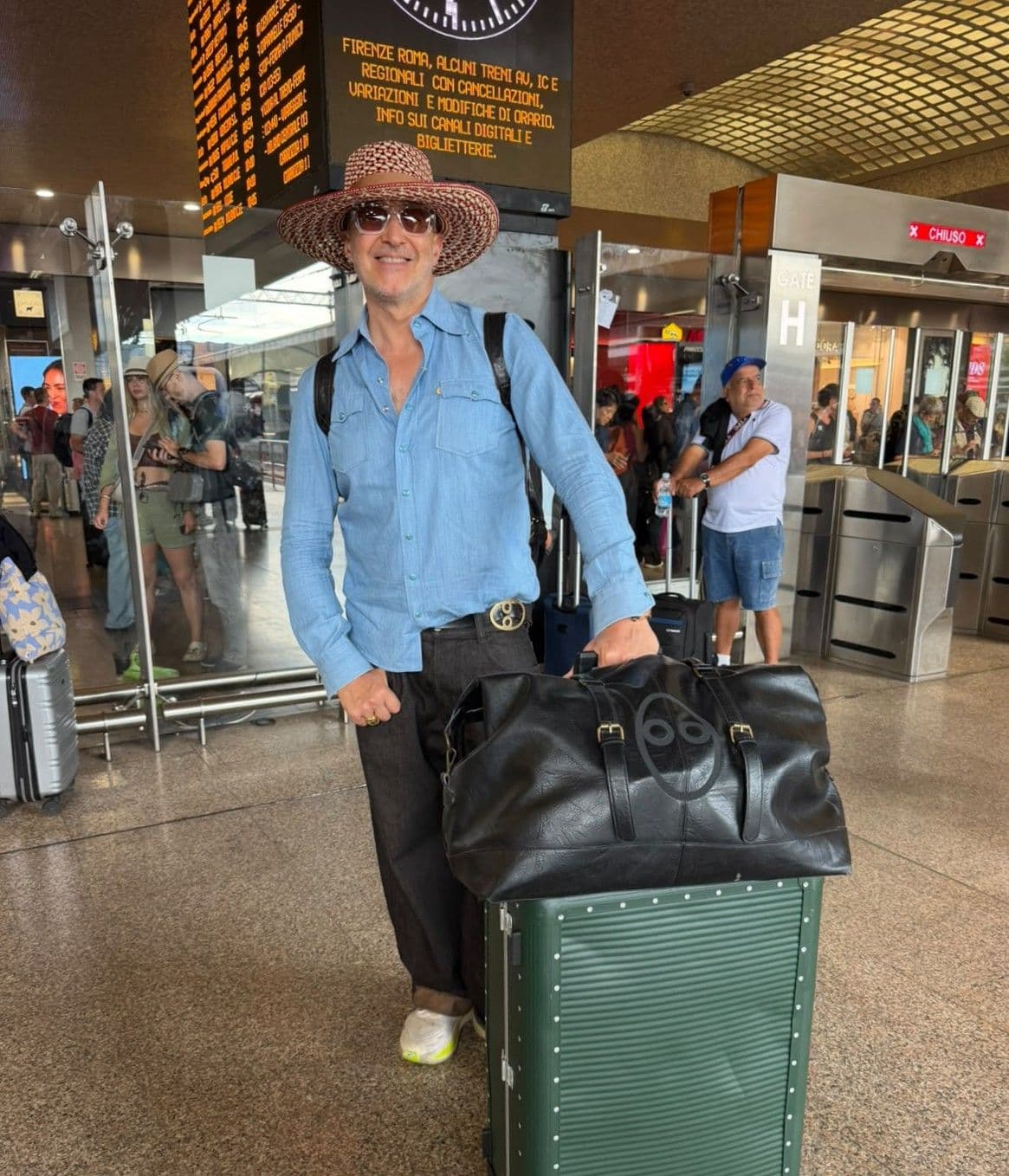 In viaggio con Saturnino: «Sono stato ovunque, ma a Tokyo mi sono sentito a casa. Una volta sul treno ho incontrato Morricone: ho messo la sua musica come colonna sonora e l'ho guardato come una divinità»