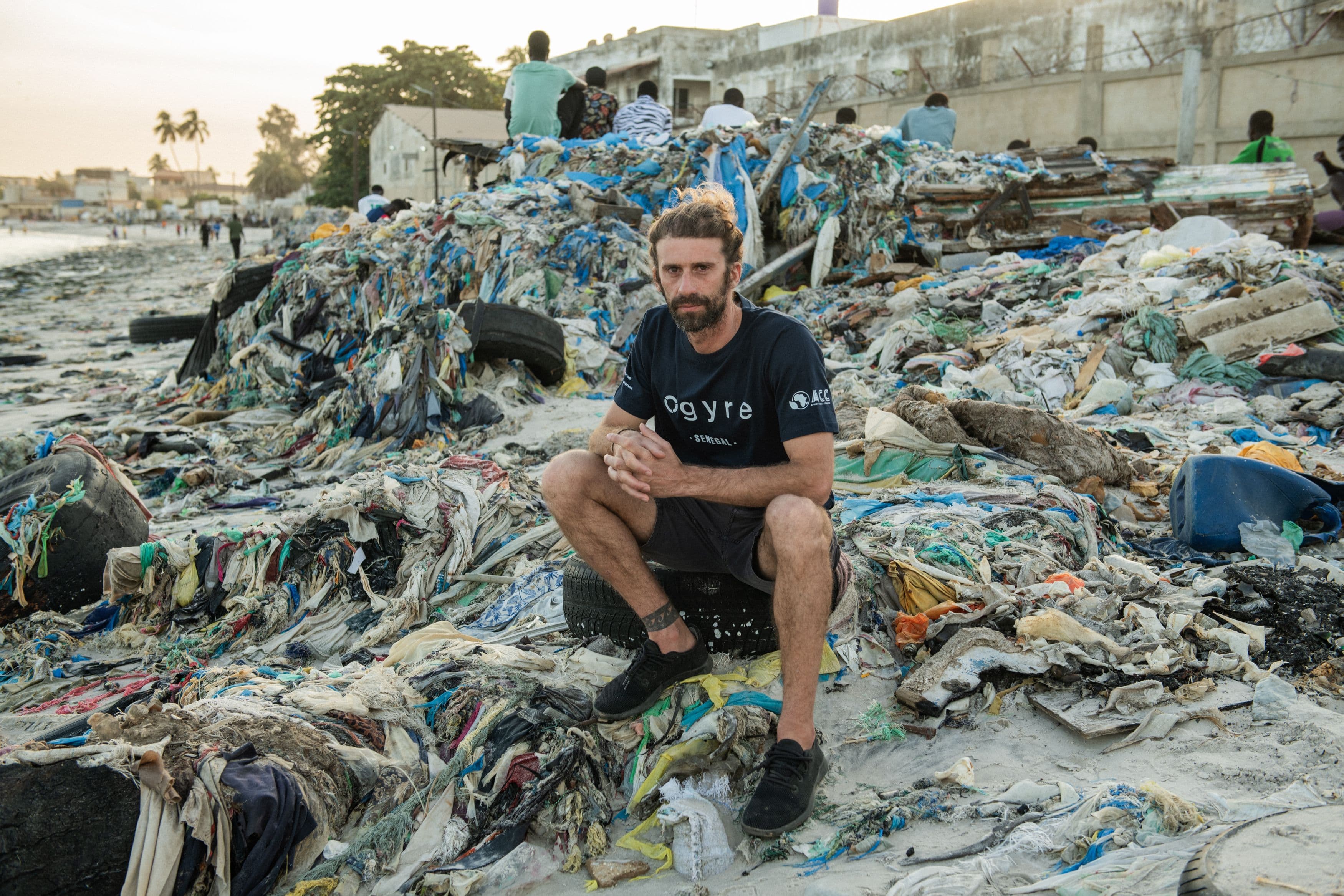 Se il mare è invaso dalla plastica, Ogyre arriva in soccorso: «Stiamo costruendo la più grande flotta al mondo di pescatori di rifiuti»