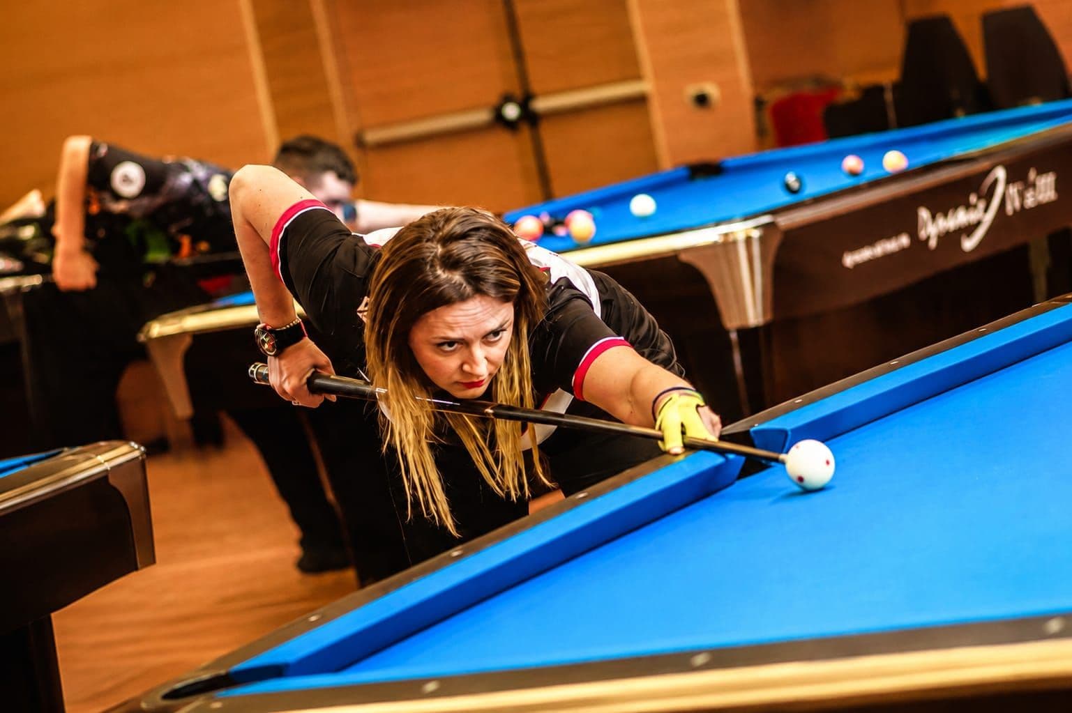 Sara Iannini, il biliardo e la maternità: «Il mio sport mi emoziona e mi fa arrabbiare. Mia figlia fa il tifo per me e io spero di ispirare altre ragazze»