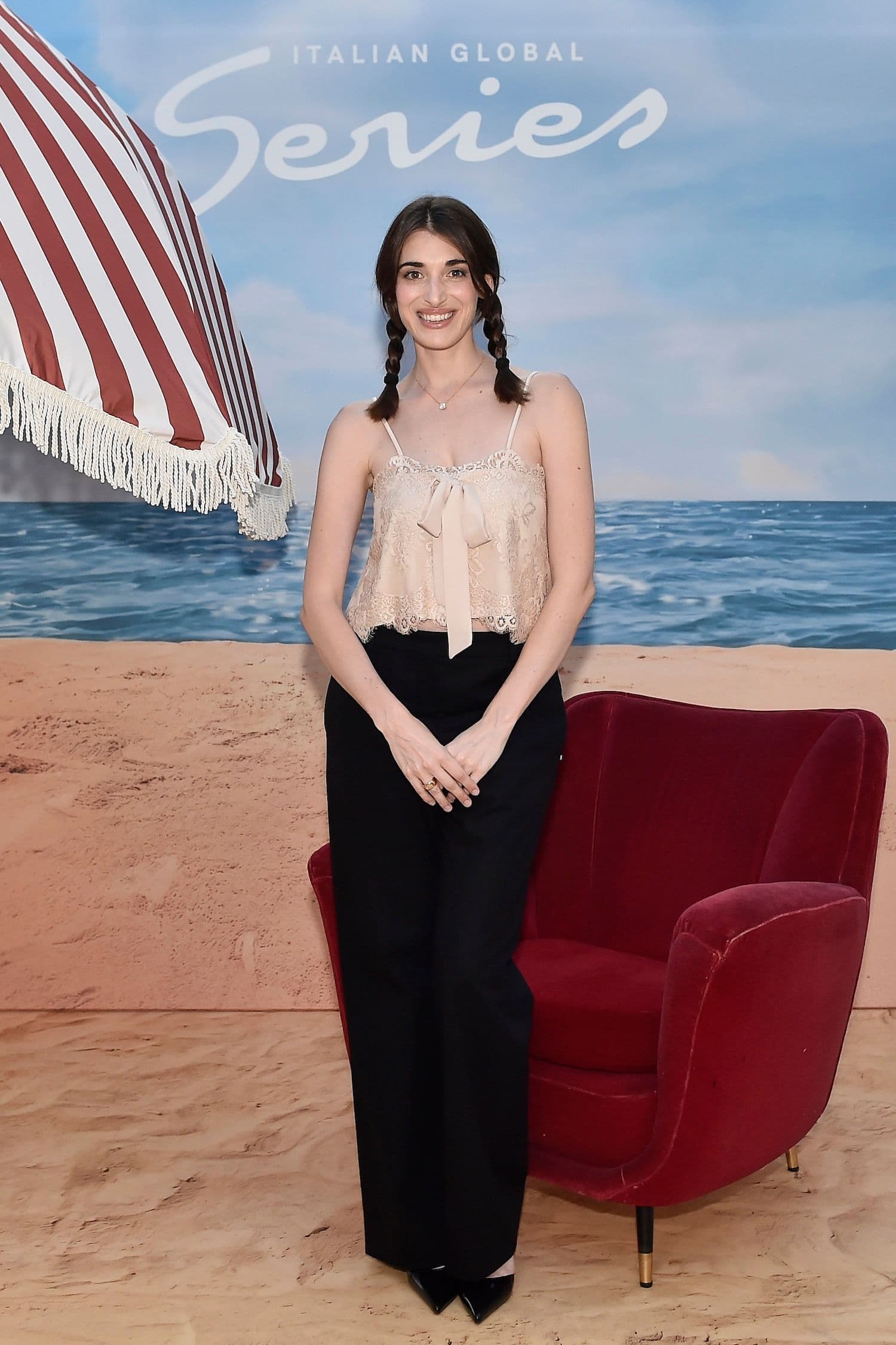 Pilar Fogliati: «Da ragazza mi vergognavo a dire di voler fare l'attrice. Milano è un po’ la città italiana che rappresenta il sogno americano, ma molti faticano ad arrivare a fine mese»
