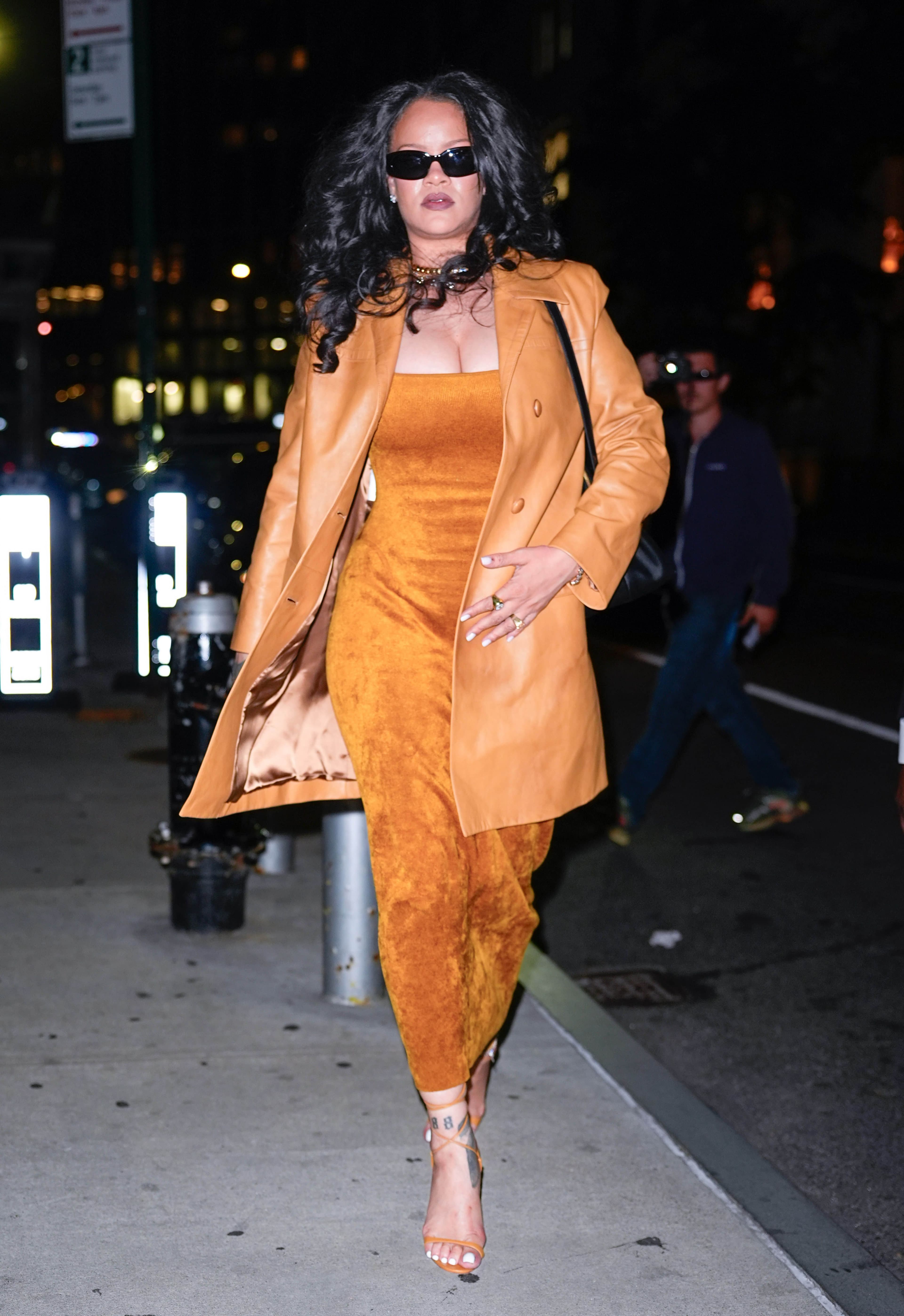 Jay-Z celebra 30 anni di carriera, ma è il ritorno di Rihanna sul palco a conquistare i fan