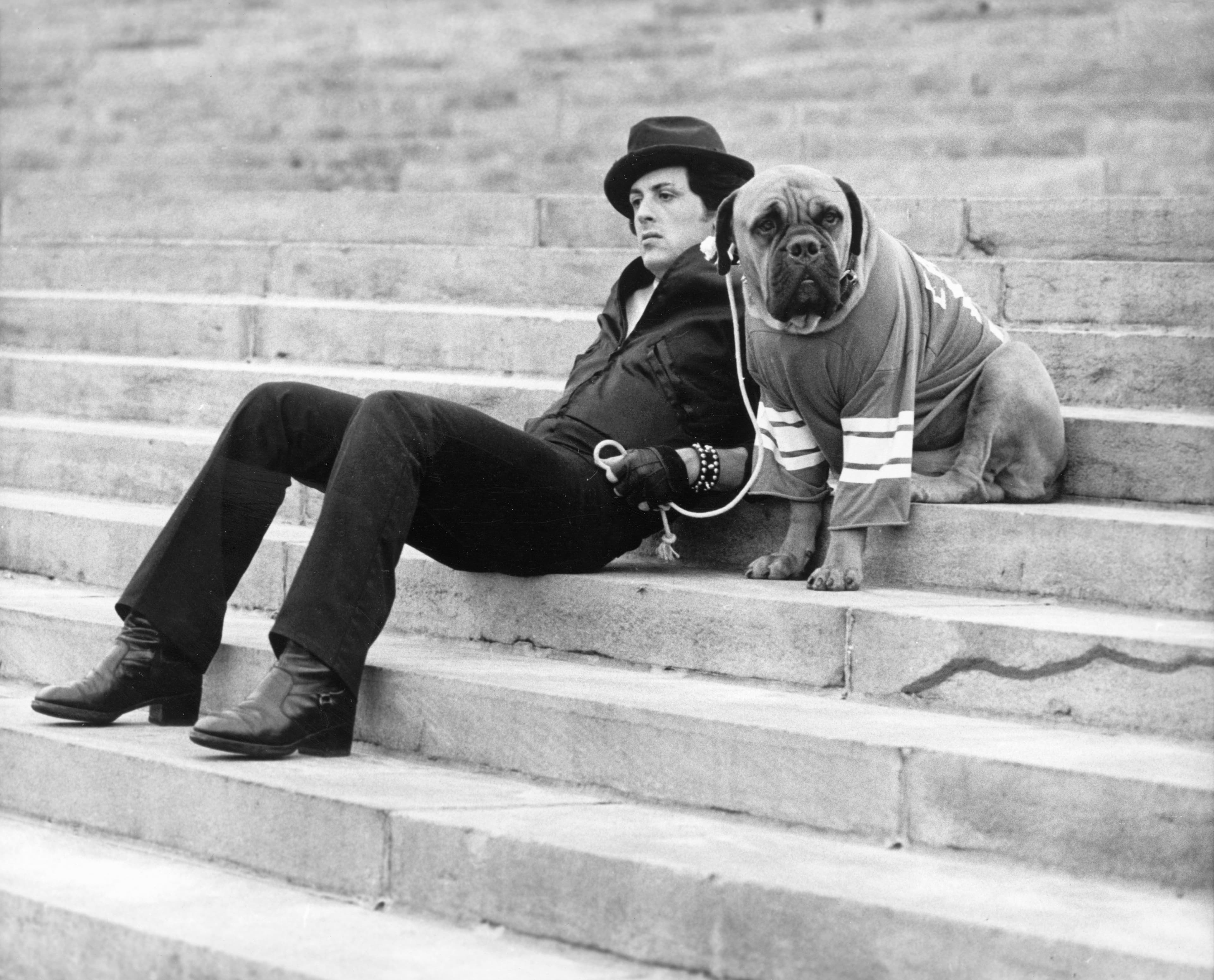 Dentro The Steps, il memoir più privato di Sylvester Stallone: «Vivo di rimpianti». Il padre violento, il figlio perduto e il prezzo di una vita passata a essere forte