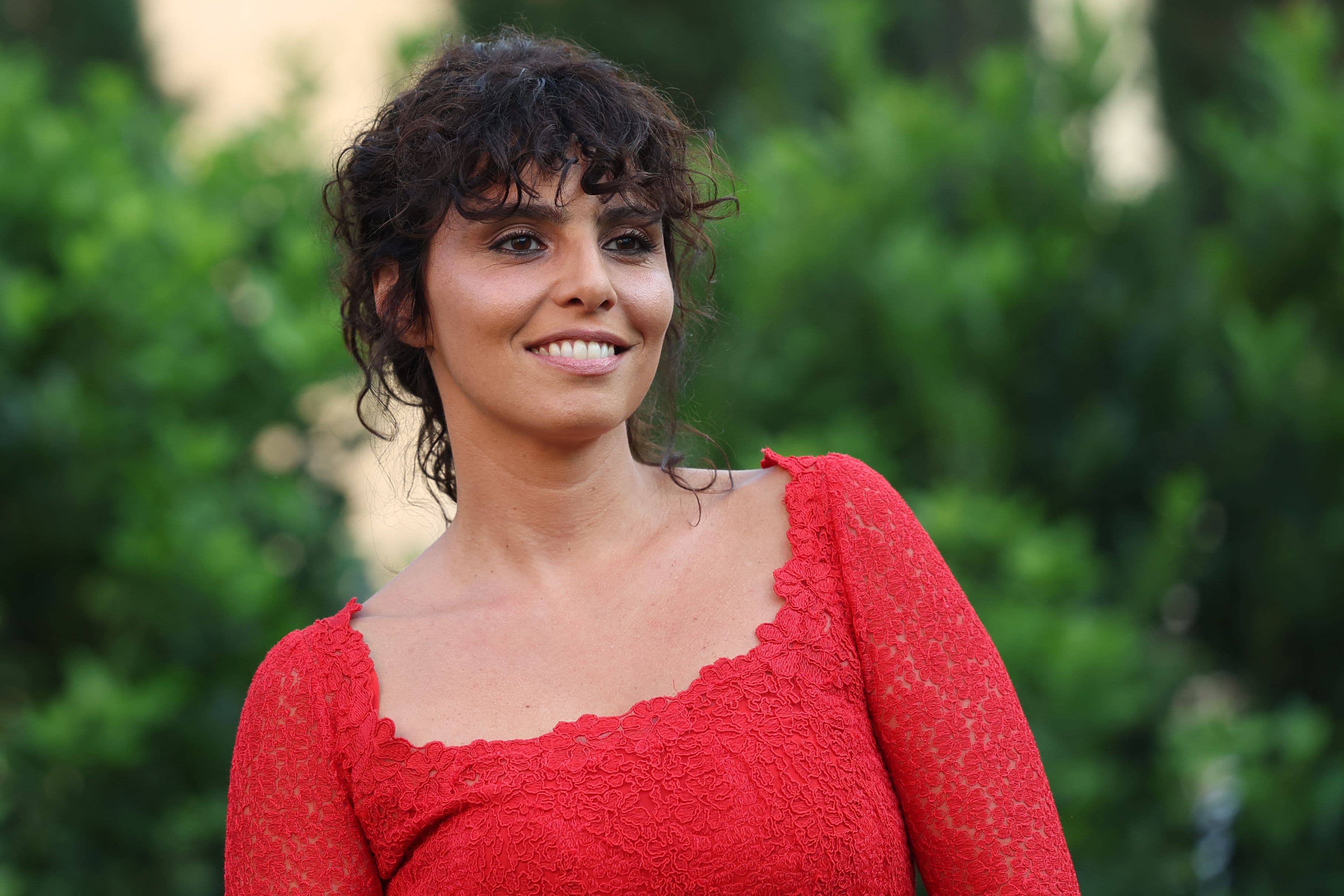Irene Maiorino: «Lila dell'Amica geniale ci ha messo parecchio tempo prima di andare via da me: avevo smesso di sorridere e non prendevo più il sole come lei. L'amore? Se non trovo un complice, preferisco stare da sola»