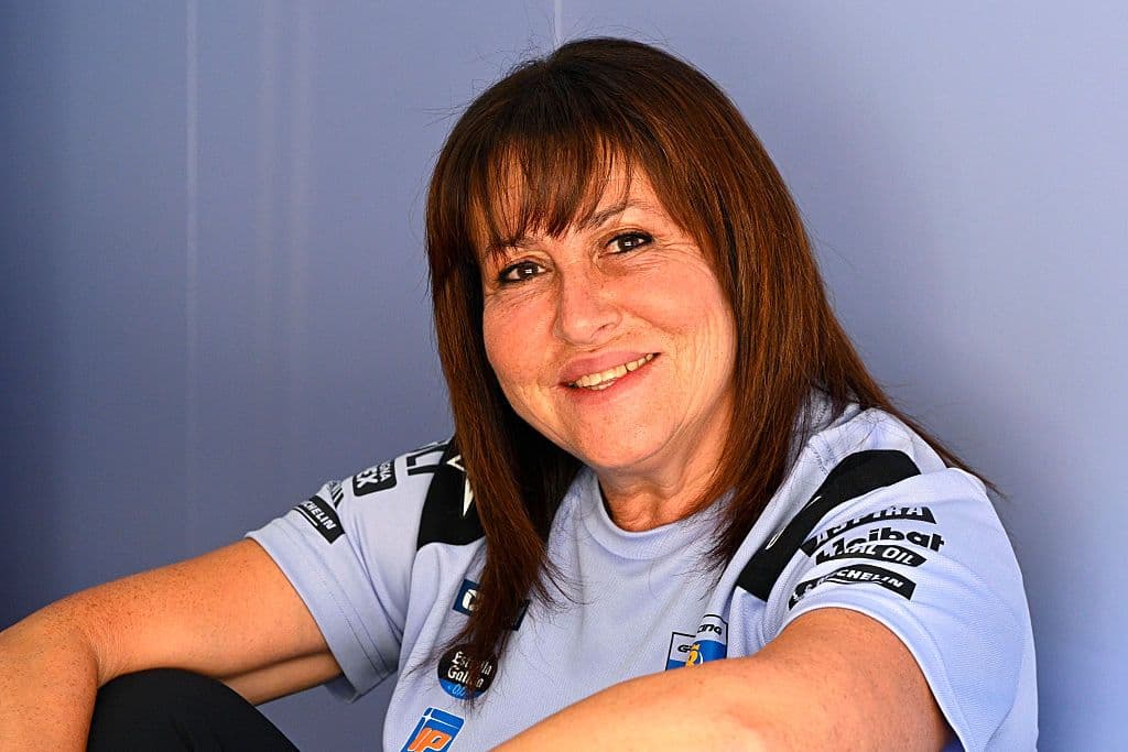 Nadia Padovani, unica donna alla guida di un team di MotoGP, Gresini Racing: «I piloti sono come figli per me. A ogni gara guardo il cielo perché devo vedere se c'è una nuvola a forma di F, come Fausto. Io so che lui è lì»