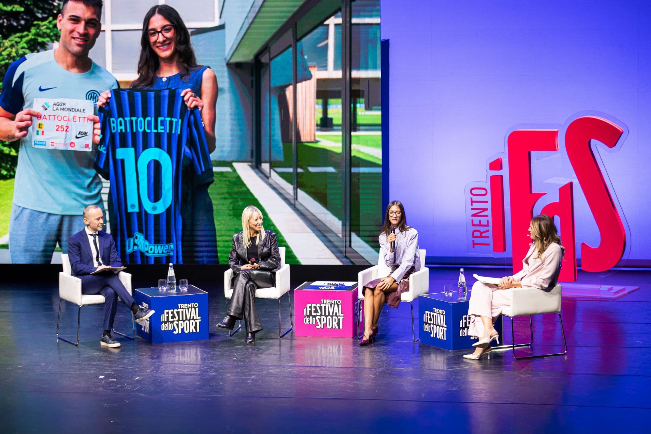 Correndo la maratona con Malika Ayane e Nadia Battocletti: «Cosa ci accomuna? Empatia e curiosità, voglia di imparare e superare il limite»