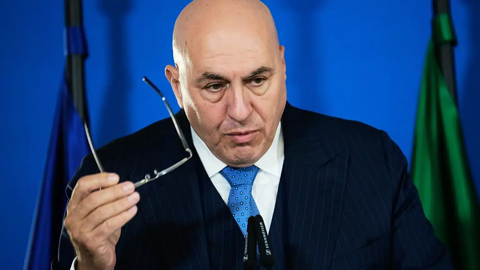 Difesa, Crosetto: «Italia pronta a difendersi nel multidominio»