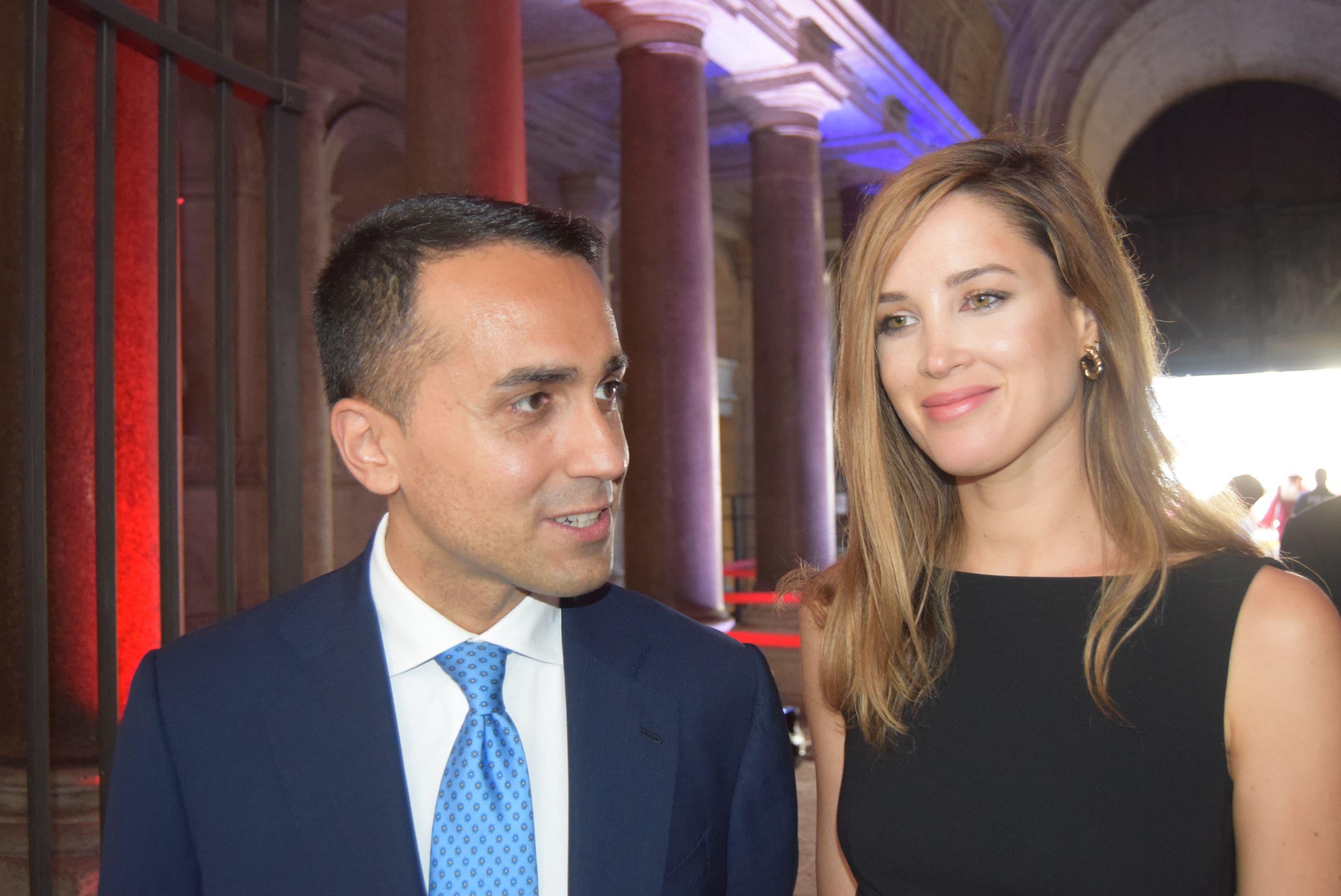 Luigi Di Maio si sposa con Alessia D’Alessandro: «Dopo la sconfitta elettorale del 2022 ho scoperto la vita vera e l’amore»