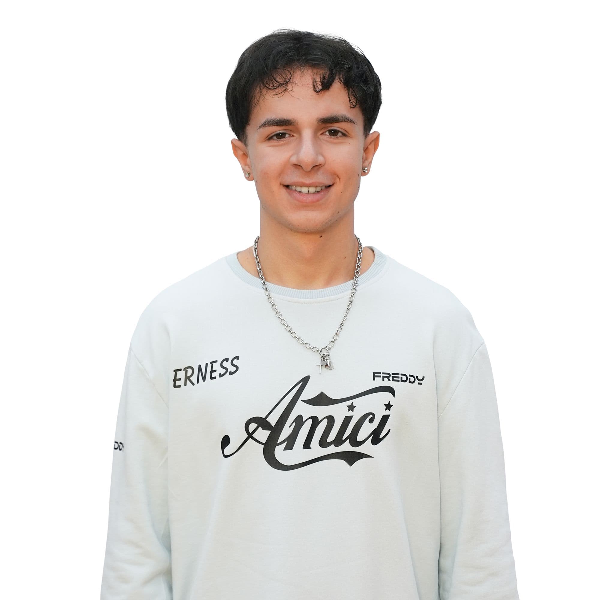 Amici 26, lo sfogo di Erness dopo l'eliminazione per plagio: «Quello che ho fatto mi ha portato al fallimento»