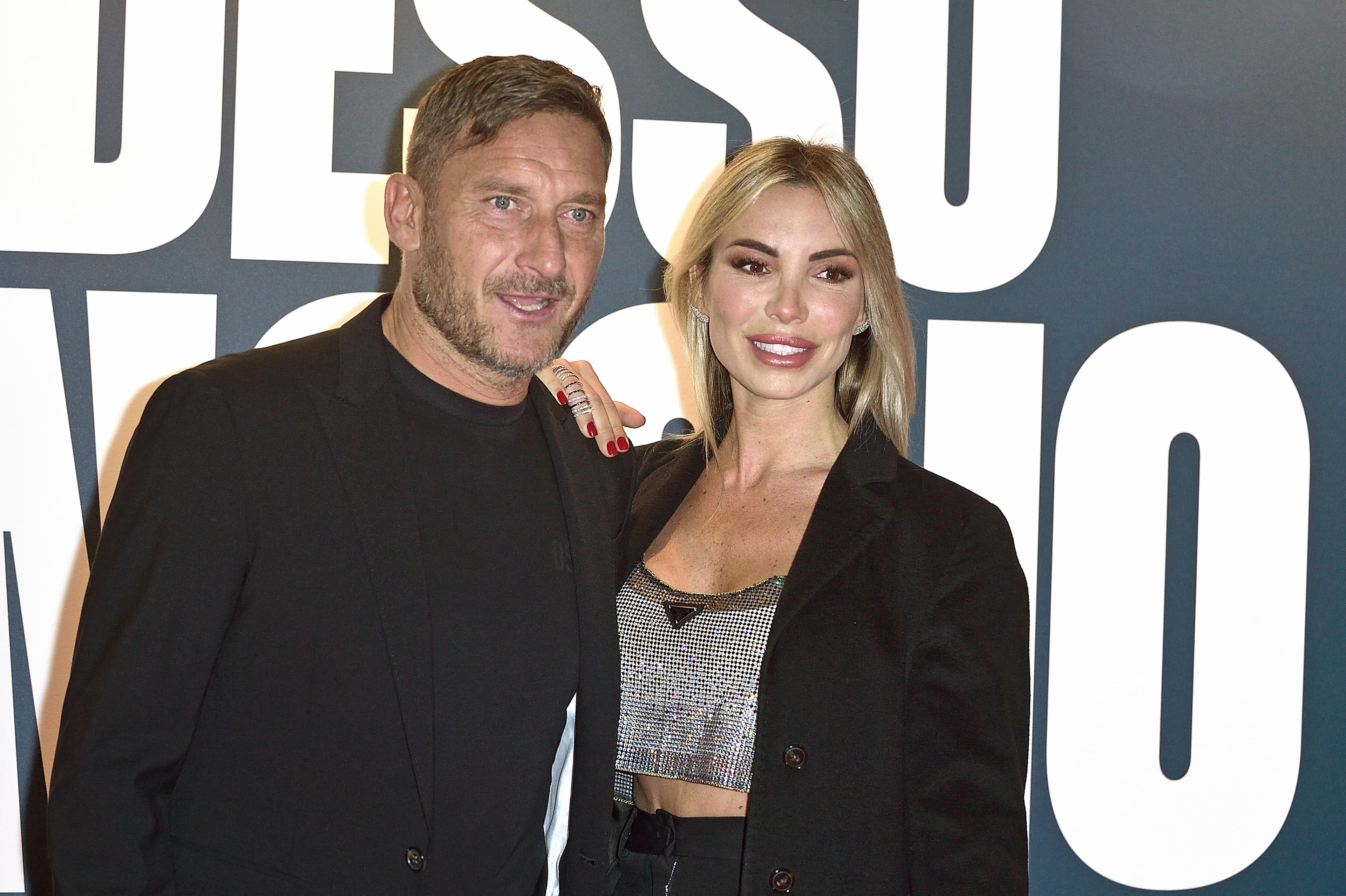 Noemi Bocchi, compagna d Totti:  «Mi hanno definita una persona marcia. Ho sofferto. A Ballando con le stelle cercherò di mostrare chi sono davvero: semplice e solare»