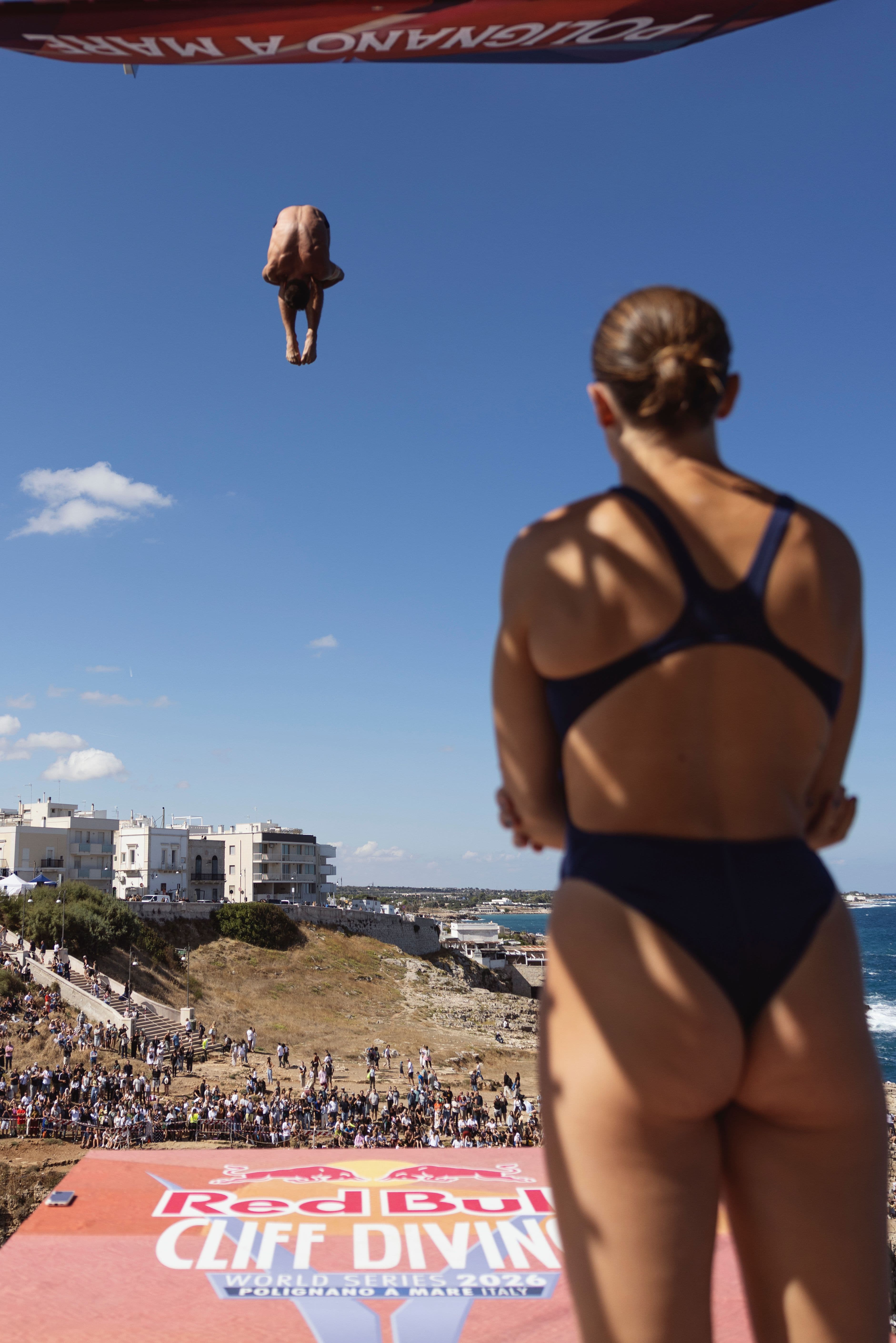 Elisa Cosetti e Andrea Barnabà: «La paura passa quando so che c'è lei». La storia dei due tuffatori italiani di cliff diving