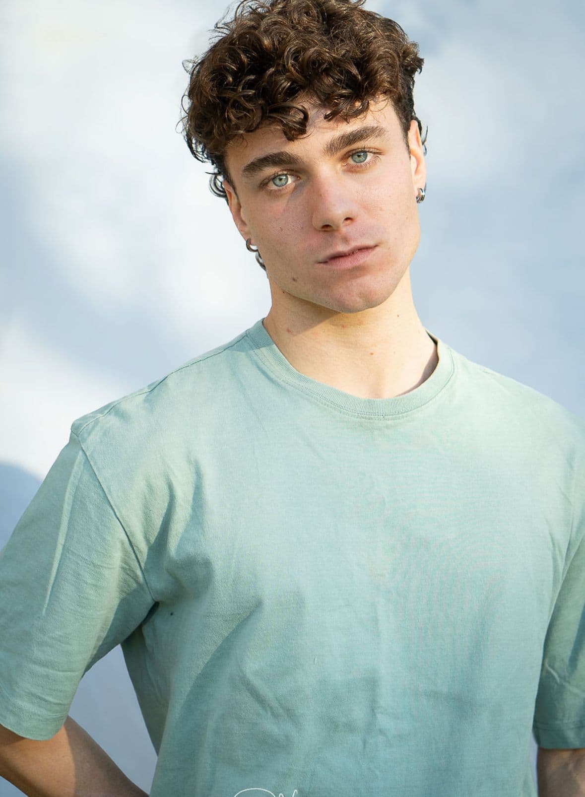 Simone Secce: «Da bambino volevo essere come Zac Efron. Recitare in Minerva - La scuola mi ha fatto capire che l'affetto di un padre non deve essere guadagnato»