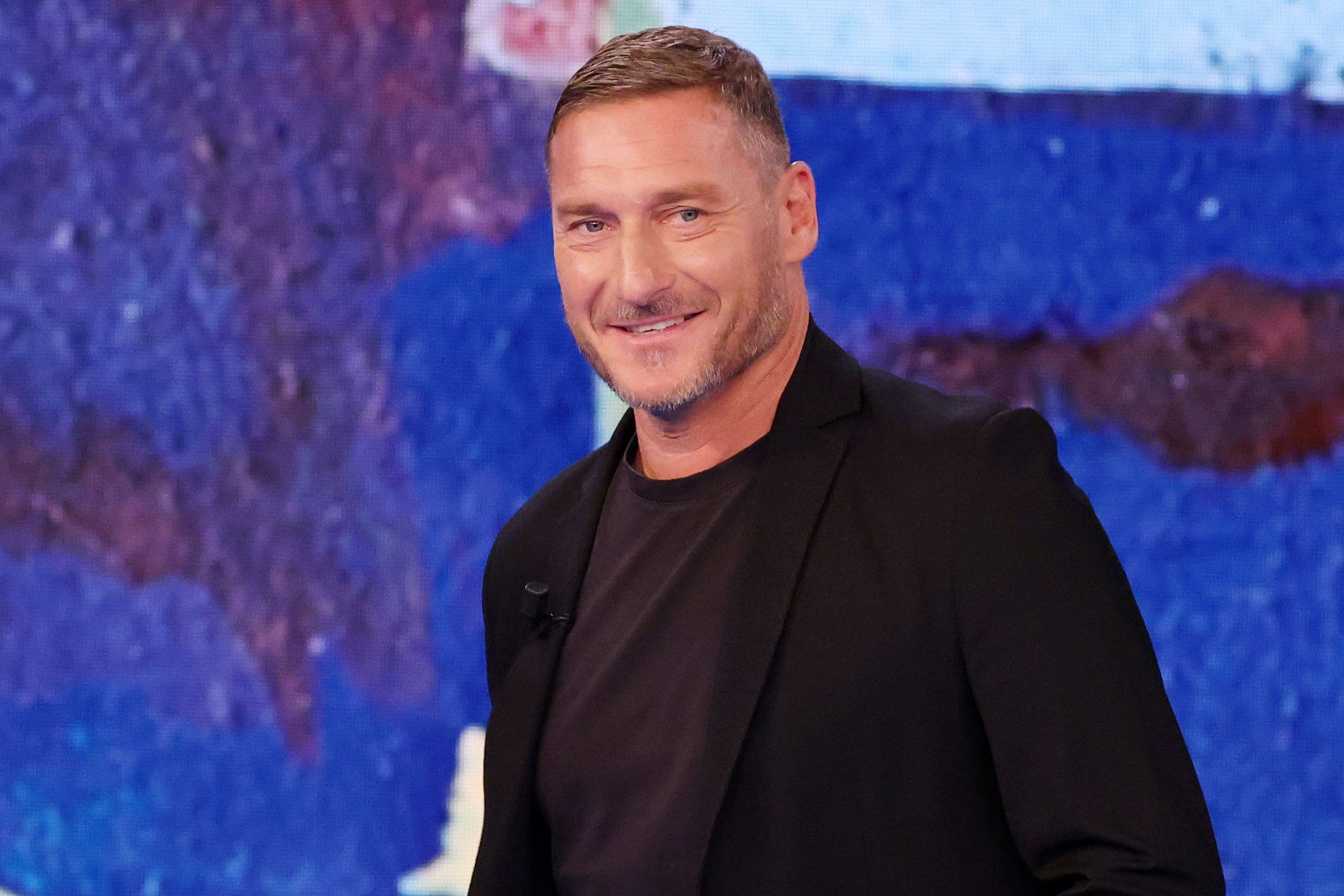 Francesco Totti, 50 anni di hairlook da capocannoniere dello stile