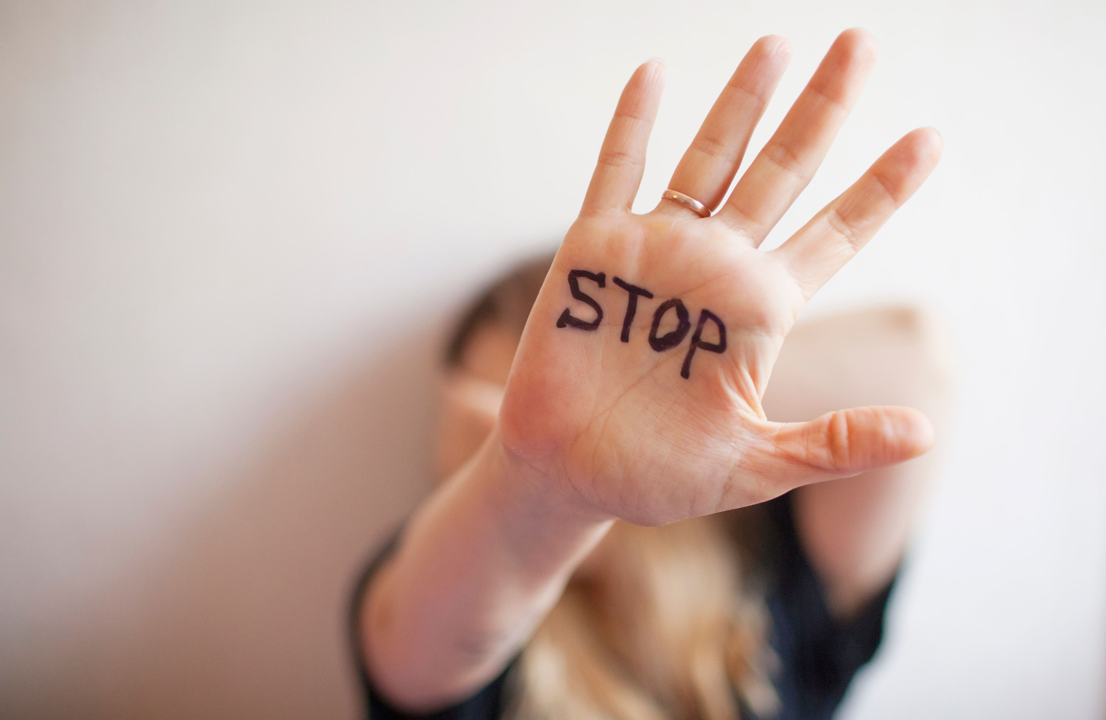 «30 secondi» per dire no, condannato il sindacalista accusato di violenza sessuale nei confronti di una hostess: «Sono sollevata, ma ho pagato un prezzo molto alto»