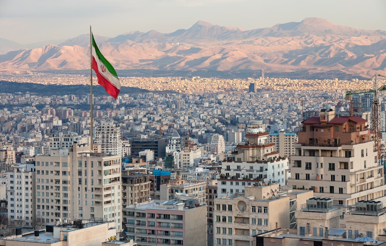 Ultimatum di Trump a Teheran: “O l’accordo sul nucleare o useremo la forza. Il tempo è quasi finito”