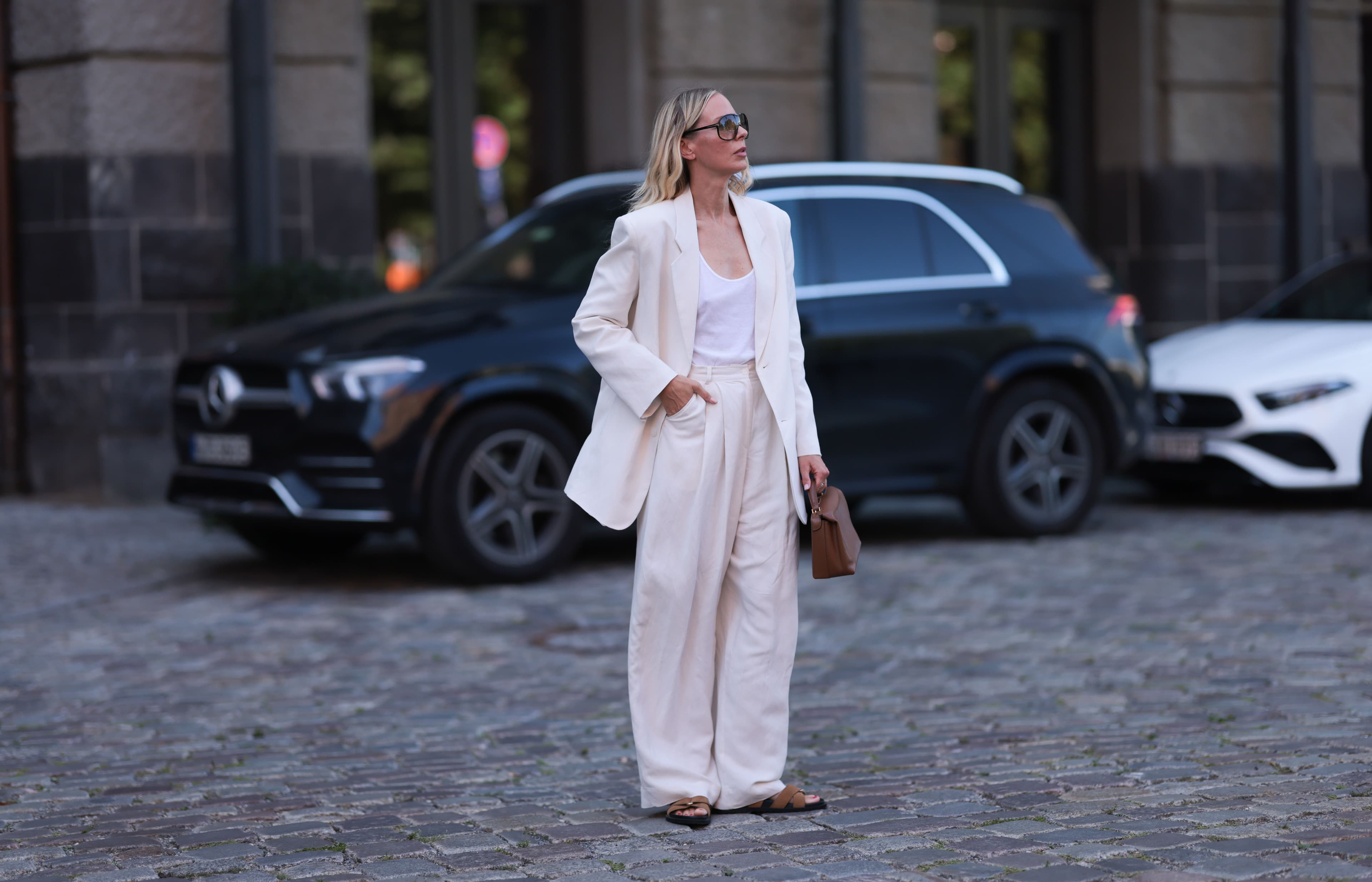 Sandali marroni donna, i modelli più chic dell'estate 2026