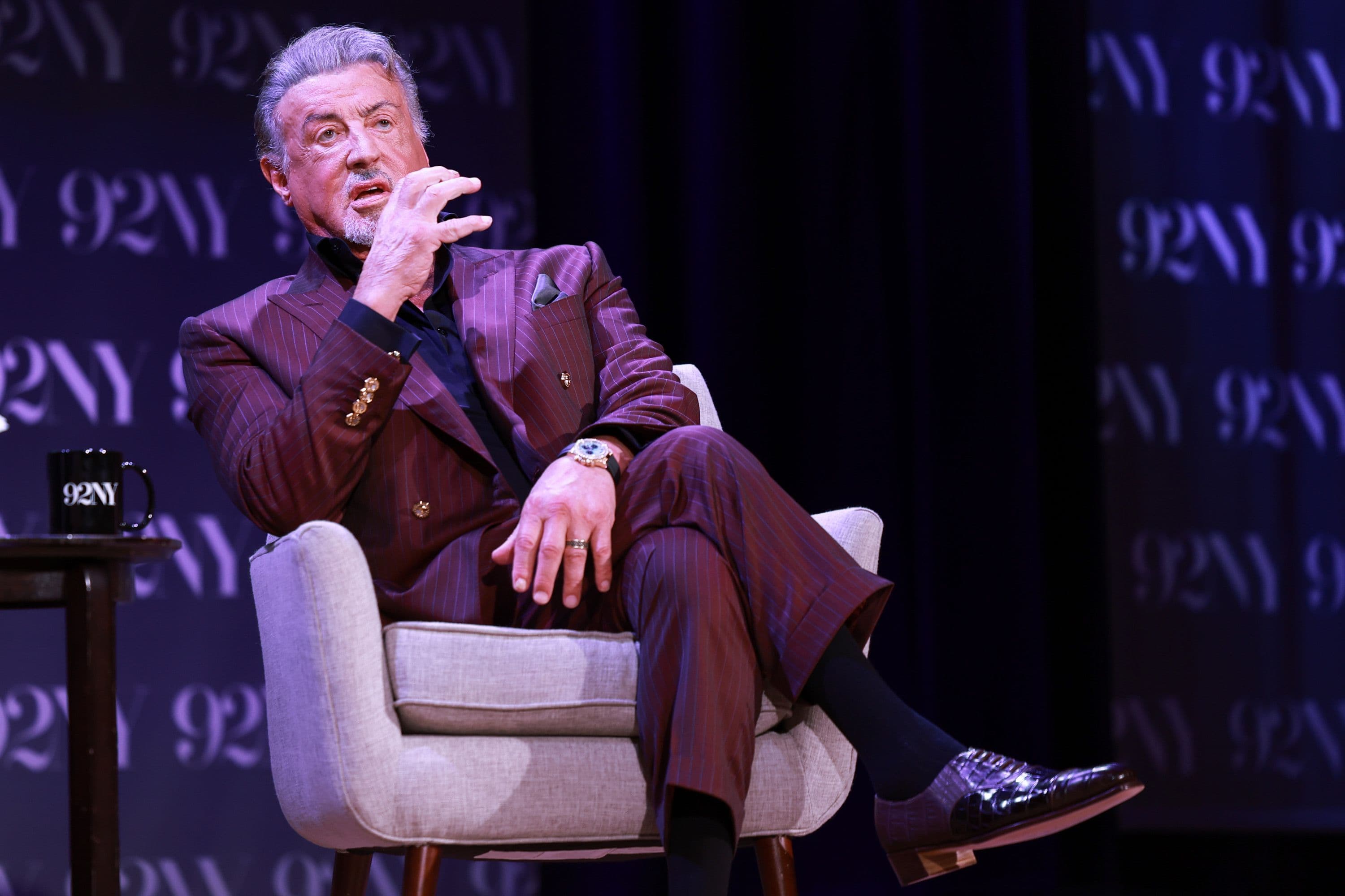 Sylvester Stallone, la vita prima di Rocky: dal matrimonio con il costume da gangster alla lite con Richard Gere