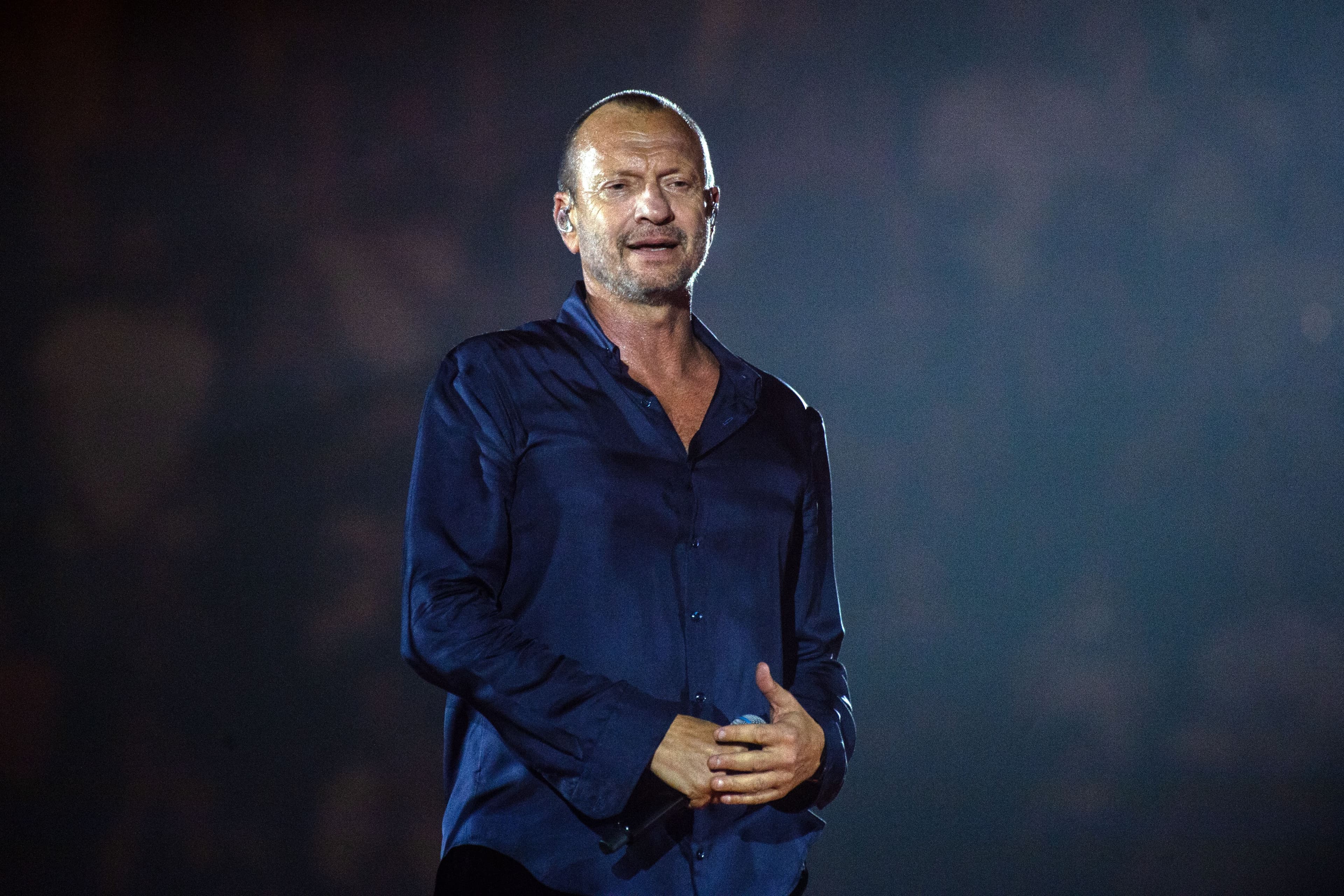 La commossa dedica di Biagio Antonacci al padre Paolo: «Ti ringrazio, papà. Perché, oltre all’educazione, ci hai lasciato qualcosa di ancora più importante: l’esempio»