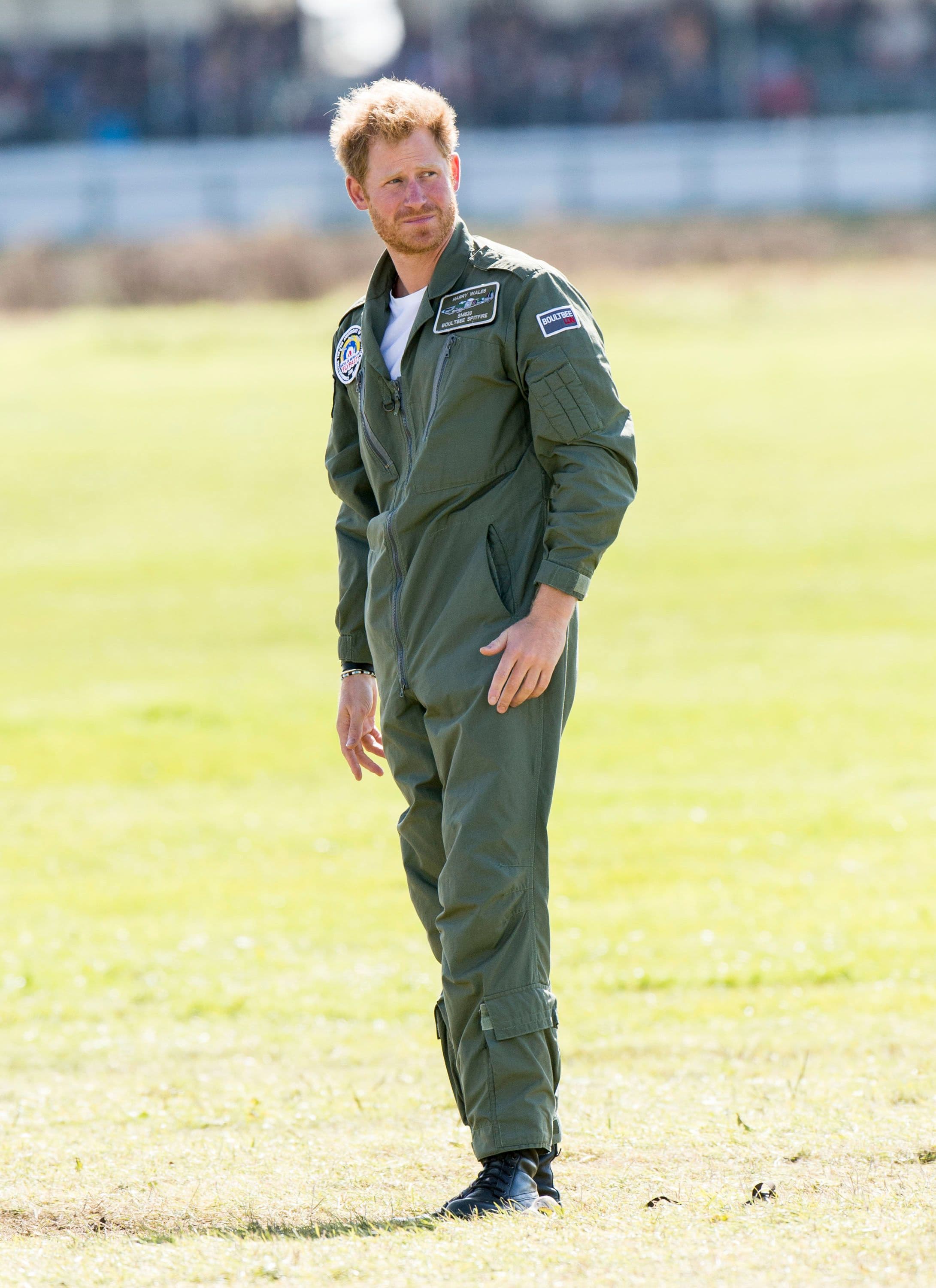 Il principe Harry si è lanciato con il paracadute per mantenere una promessa (e Meghan non l'ha presa troppo bene)