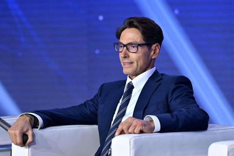 Pier Silvio Berlusconi: «Dopo l'incidente stradale ho capito che è importante vivere ogni attimo. Il veto su Barbara D'Urso? Non è affar nostro decidere dove lavorerà. Amadeus? Le porte sono aperte»