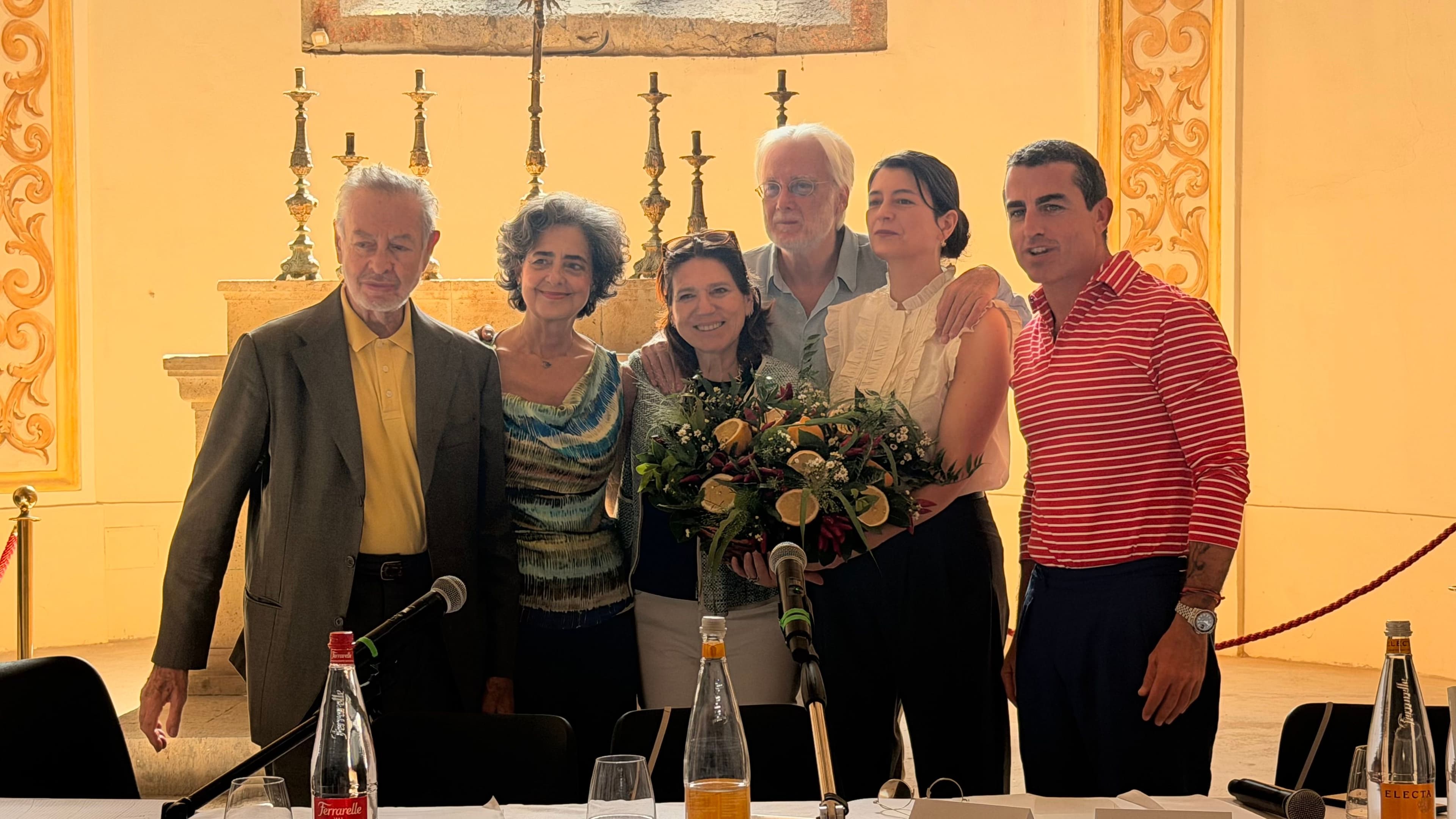 Samanta Schweblin a Capri per il Premio Malaparte 2026: «Mi interessa l’incertezza, quello che non sappiamo spiegare. L’intelligenza artificiale fa il movimento contrario all’immaginazione»