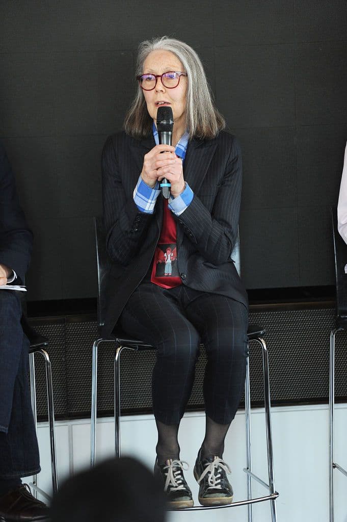 Nobel per la Letteratura 2026, il premio ad Anne Carson: «Audace e creativa, ha dato vita a nuove forme per la letteratura contemporanea»