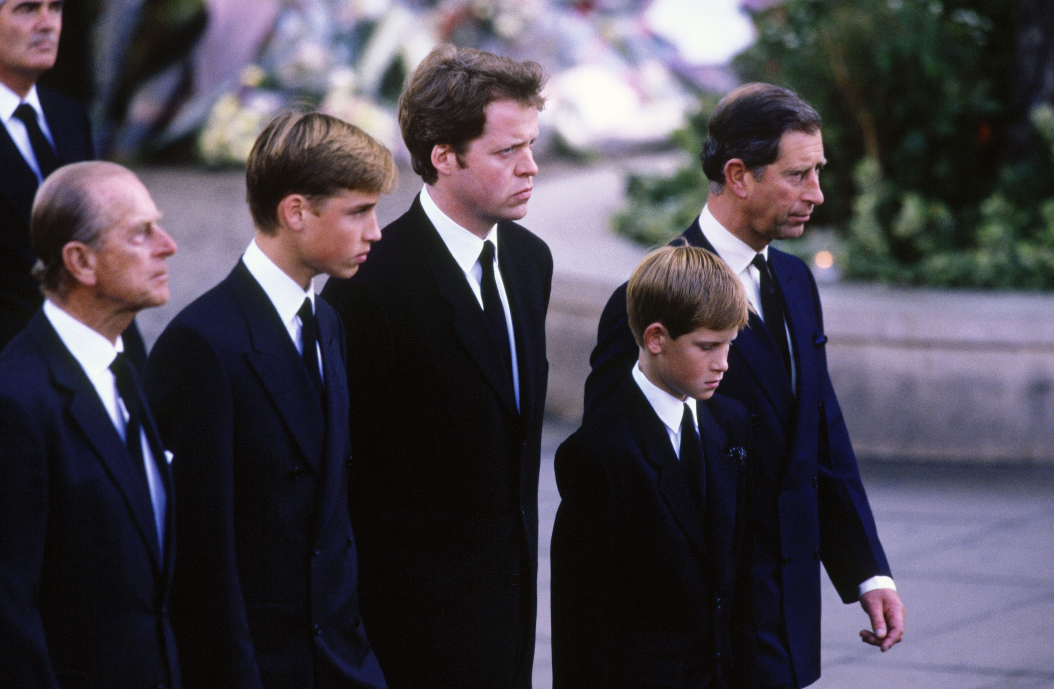 Il funerale di Diana, raccontato da suo fratello: le telefonate, le tensioni e tutto quello che successe dietro le quinte