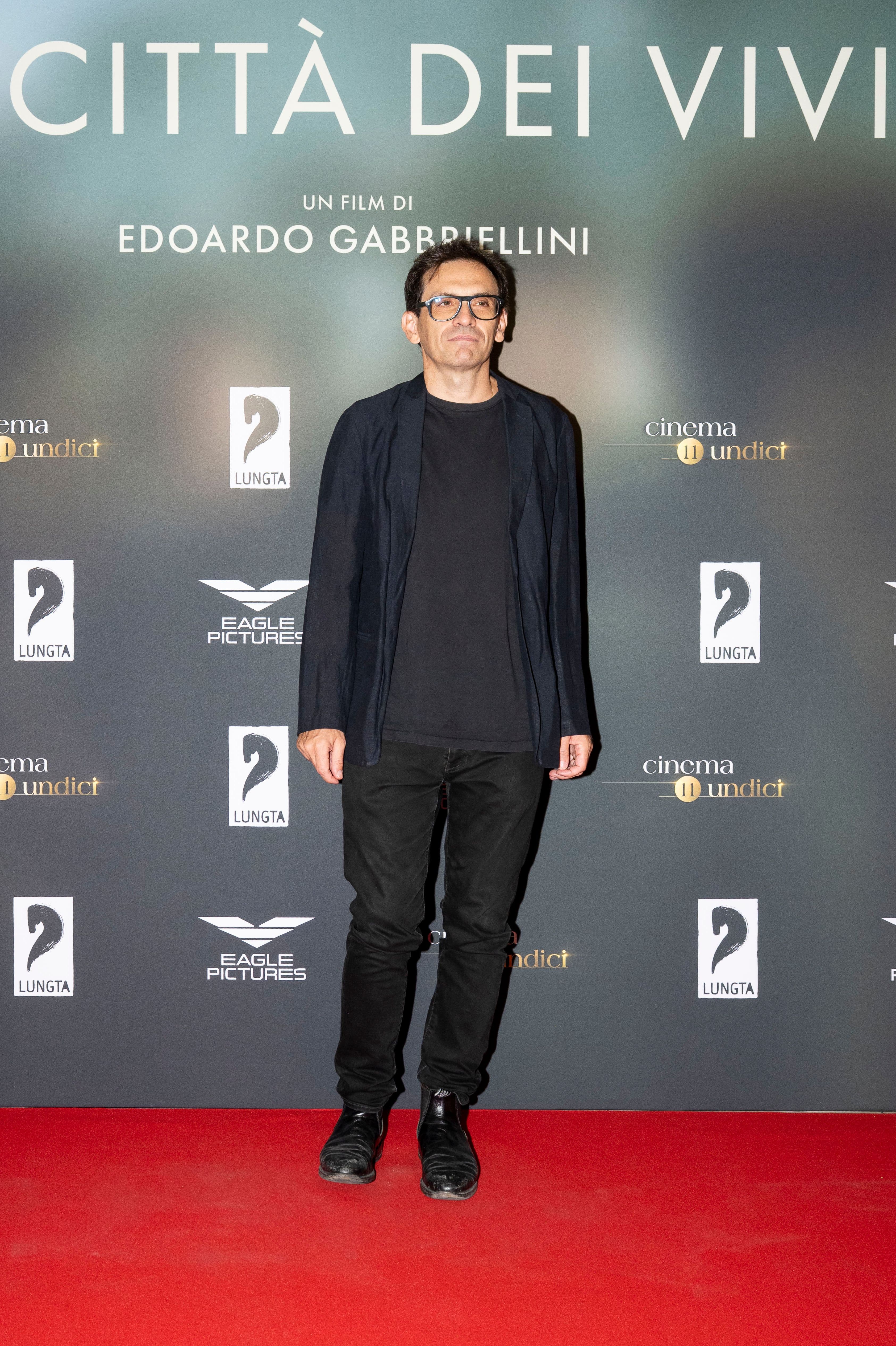 Nicola Lagioia: «Il problema dei giovani che protestano è che ci lamentiamo quando rompono le vetrine, ma è l'unico momento in cui si sa qualcosa di loro. Le istanze non vengono recepite da nessuno. Hanno un futuro nero davanti»