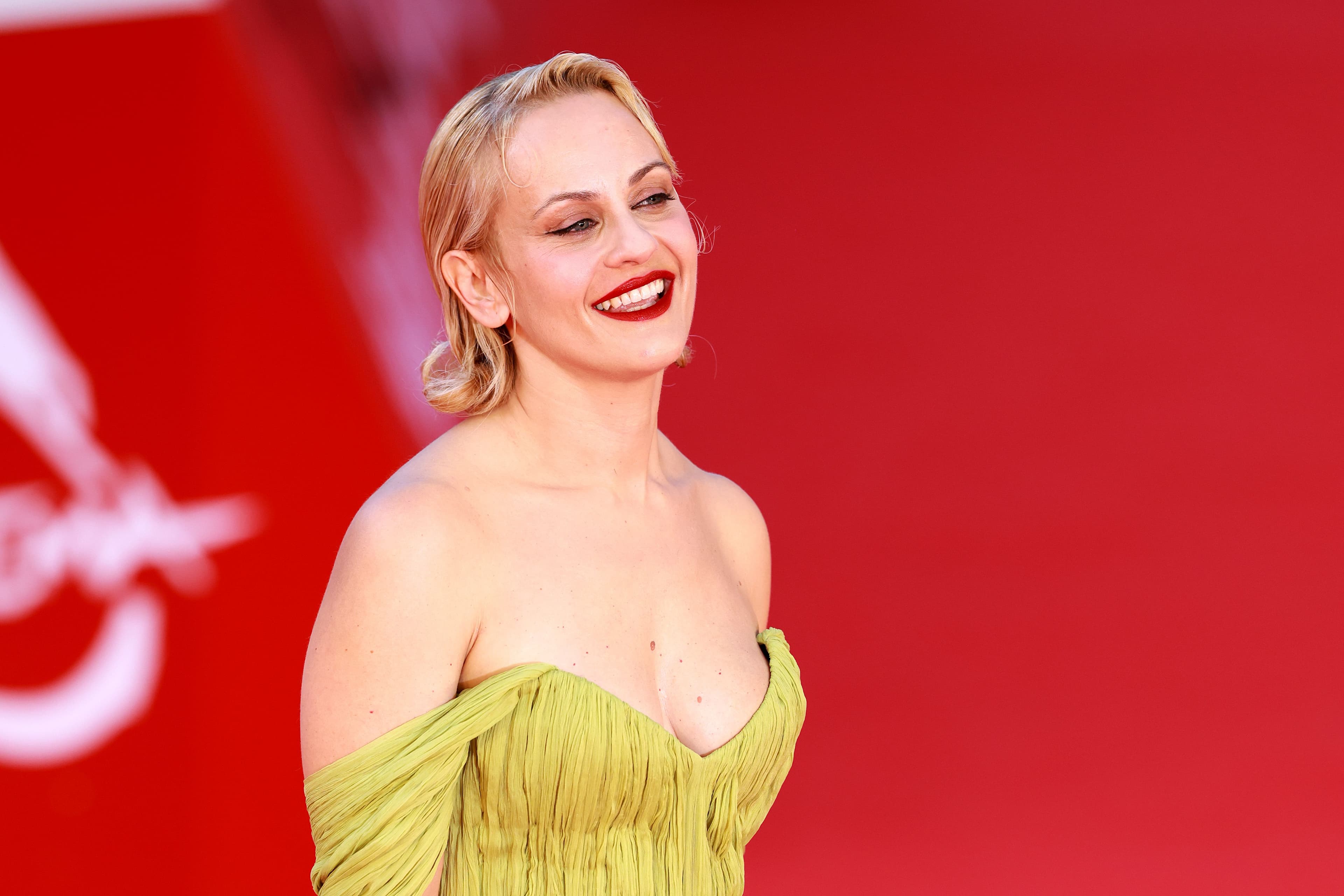 Festa del Cinema di Roma 2026: Marina Rocco con caschetto alla old Hollywood e i beauty look del secondo red carpet