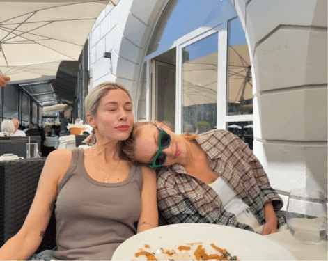 Sarah Felberbaum, la dedica per 21 anni di Gaia De Rossi: «A te che sei diventata la mia persona»