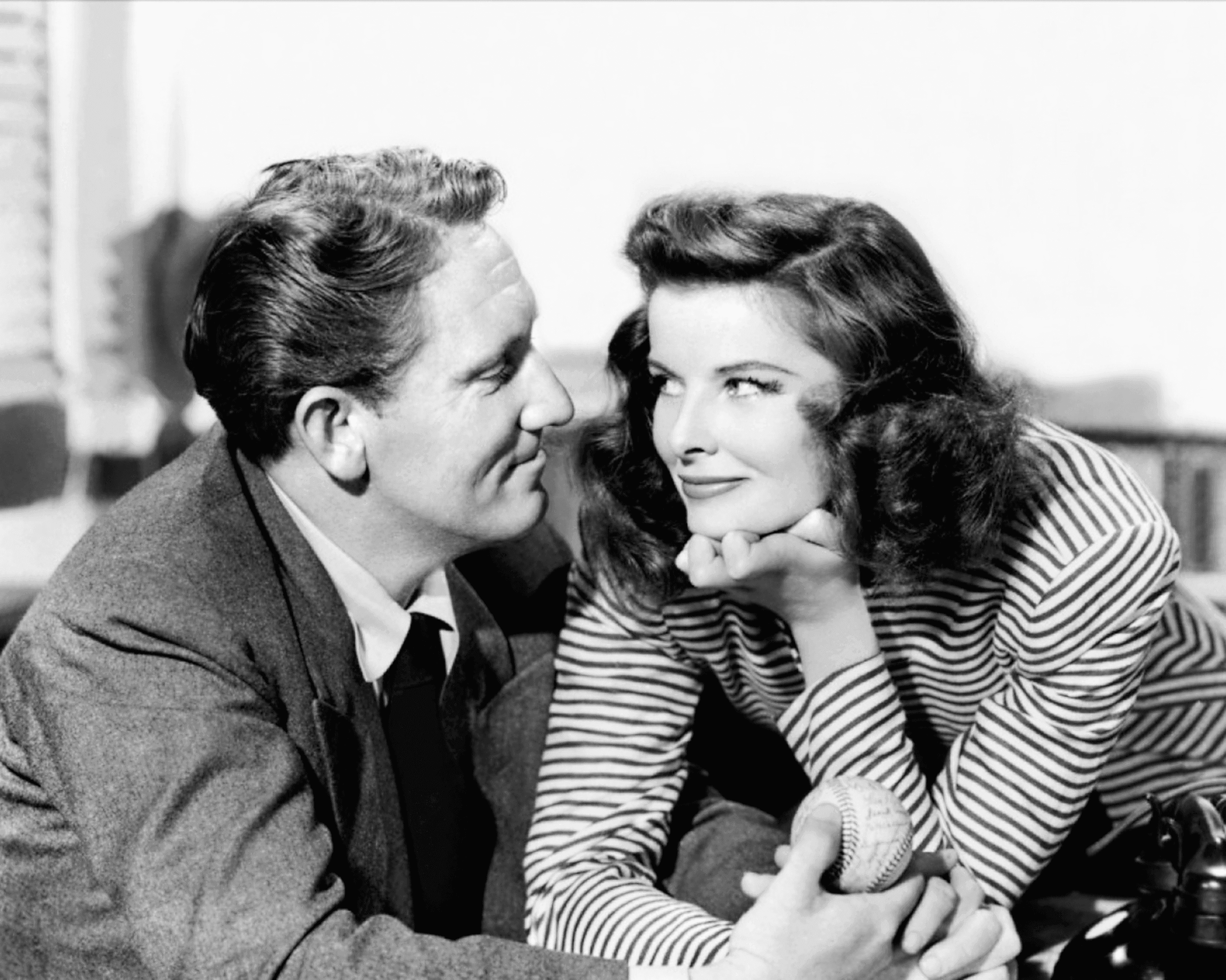 Katharine Hepburn e Spencer Tracy, ventisette anni di relazione, nove film e una vita vissuta di nascosto