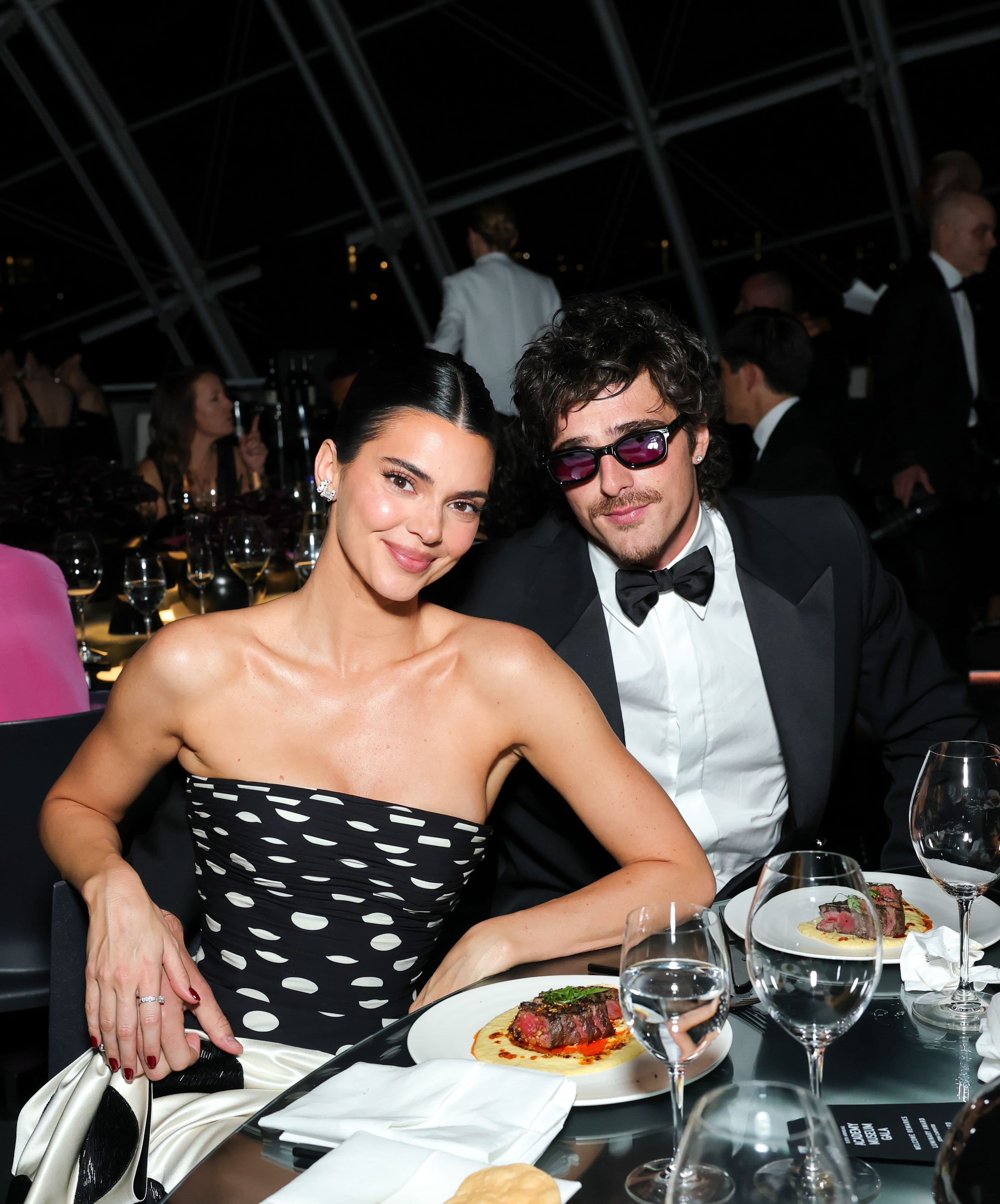 Kendall Jenner e Jacob Elordi, il «debutto» in coppia a Los Angeles: le prime foto insieme