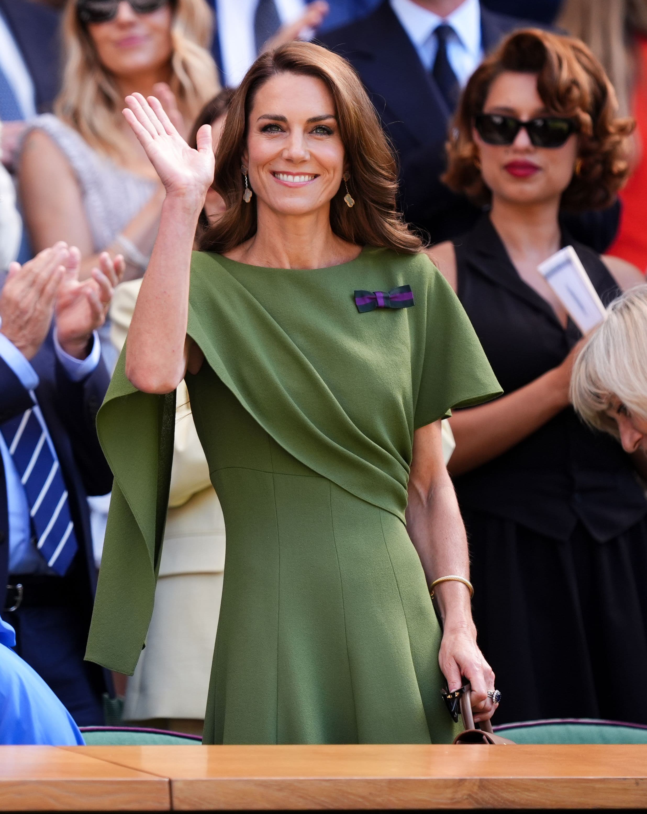 Kate Middleton, l'omaggio a Wimbledon passa da un sofisticato abito verde come il manto erboso che ha reso celebre il torneo