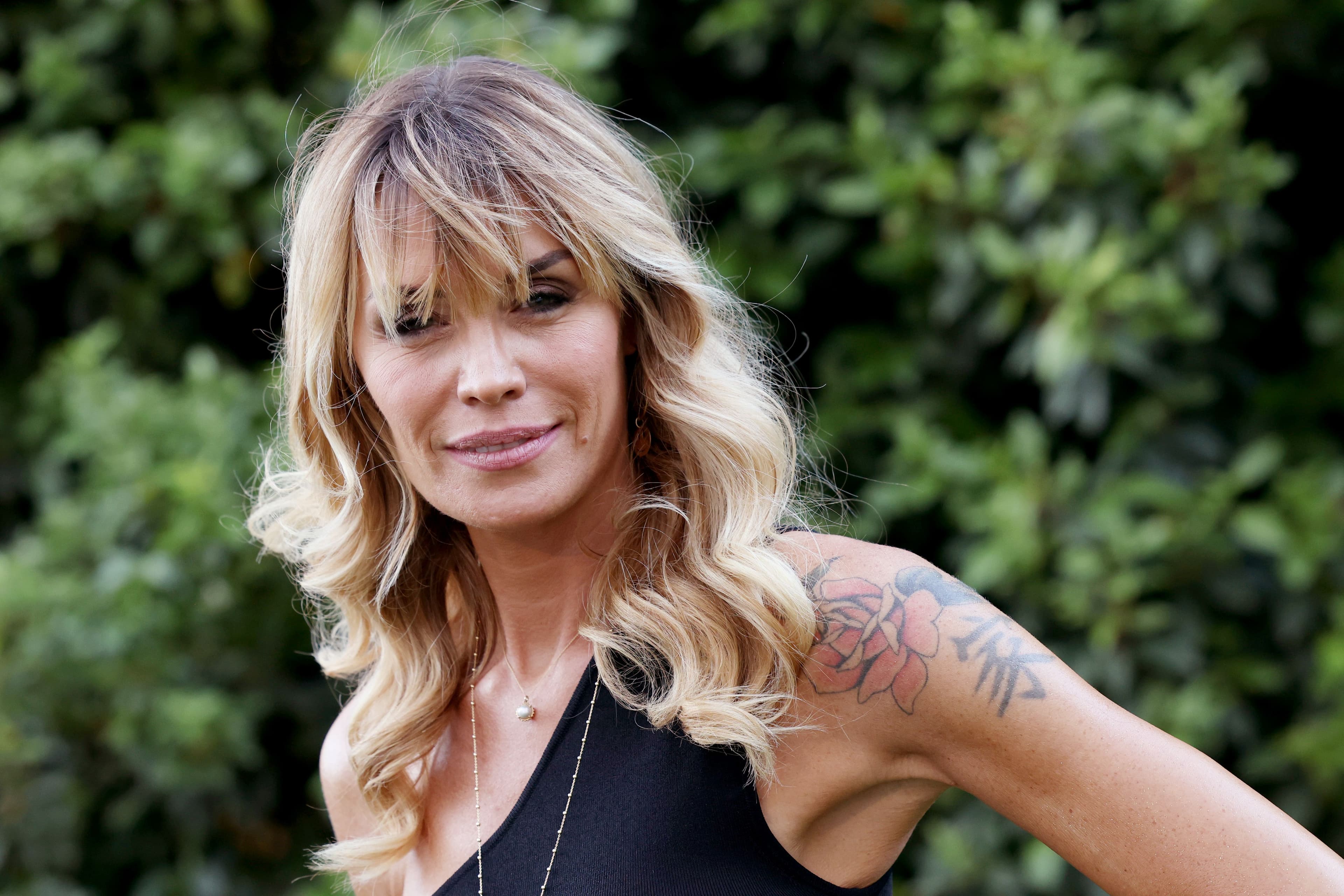 Elenoire Casalegno: «I figli sono un’esperienza che, se non la fai, non si può comprendere. Punto. Ma non è vero che la maternità ti rende una persona migliore o “completa”, è un retaggio culturale errato»
