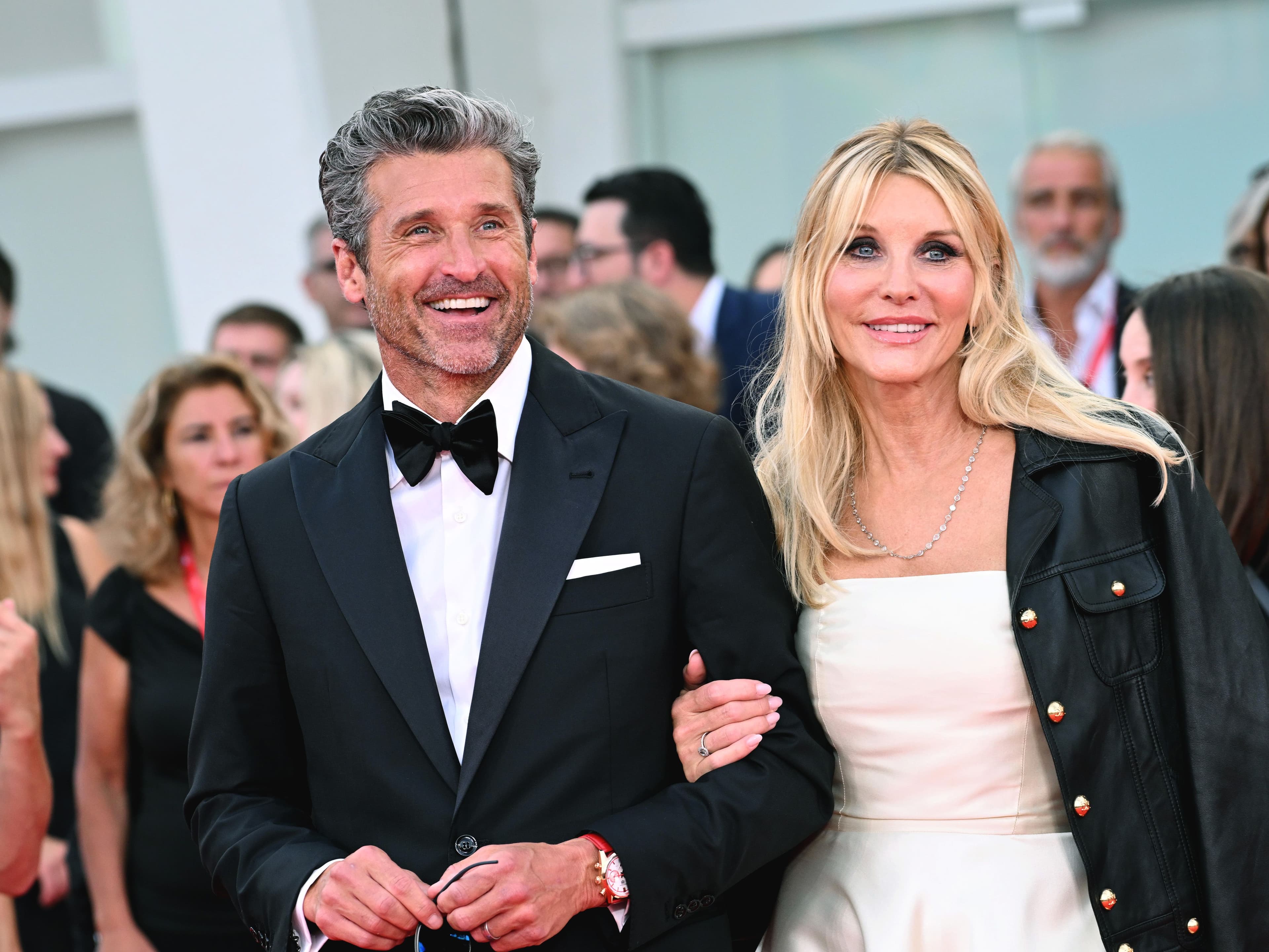 Patrick Dempsey e la dedica alla moglie Jillian Dempsey per i 27 anni insieme: «Gli opposti si attraggono»