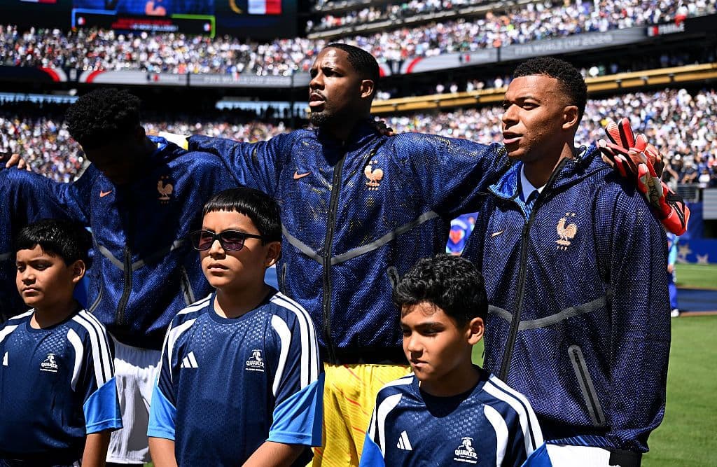 Da Zoro a Mbappé, i Mondiali 2026 dimostrano che il razzismo nel calcio è purtroppo vivo e vegeto