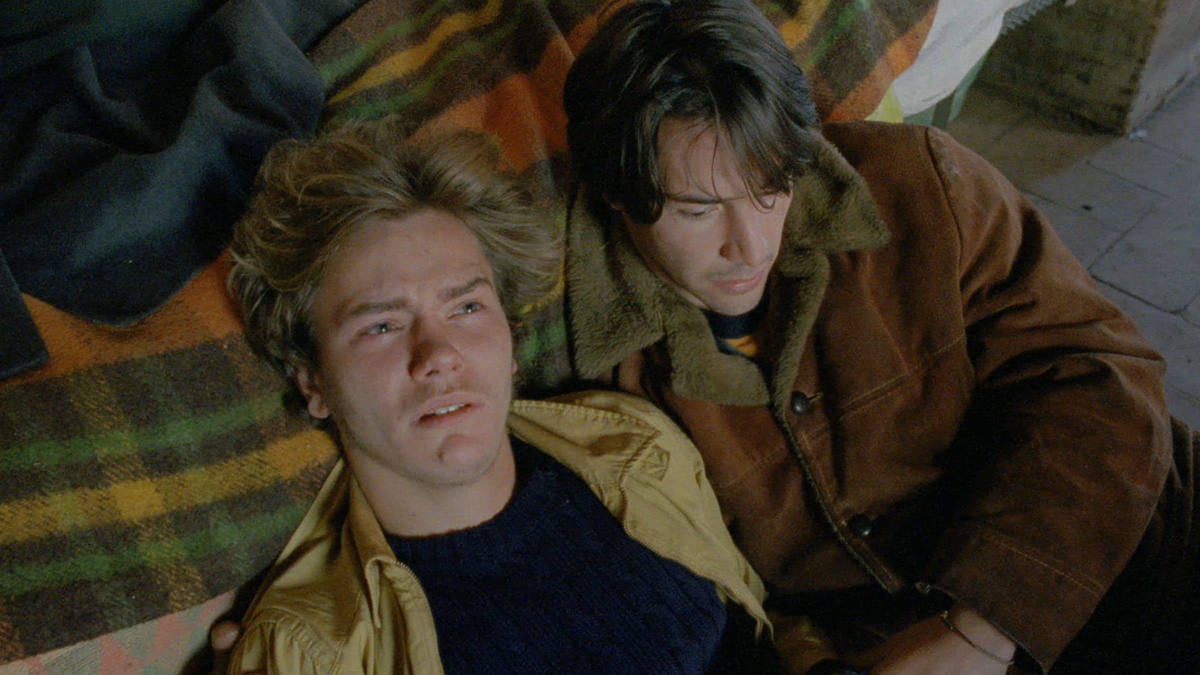 Belli e dannati, il cult di Gus Van Sant con Keanu Reeves e River Phoenix compie 35 anni: perché il titolo originale My Own Private Idaho nasconde un significato profondo
