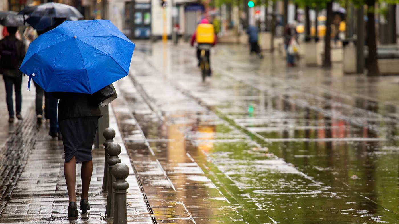 Meteo: piogge e venti sull'Italia, calo delle temperature e neve sulle Alpi oltre i 2000 metri