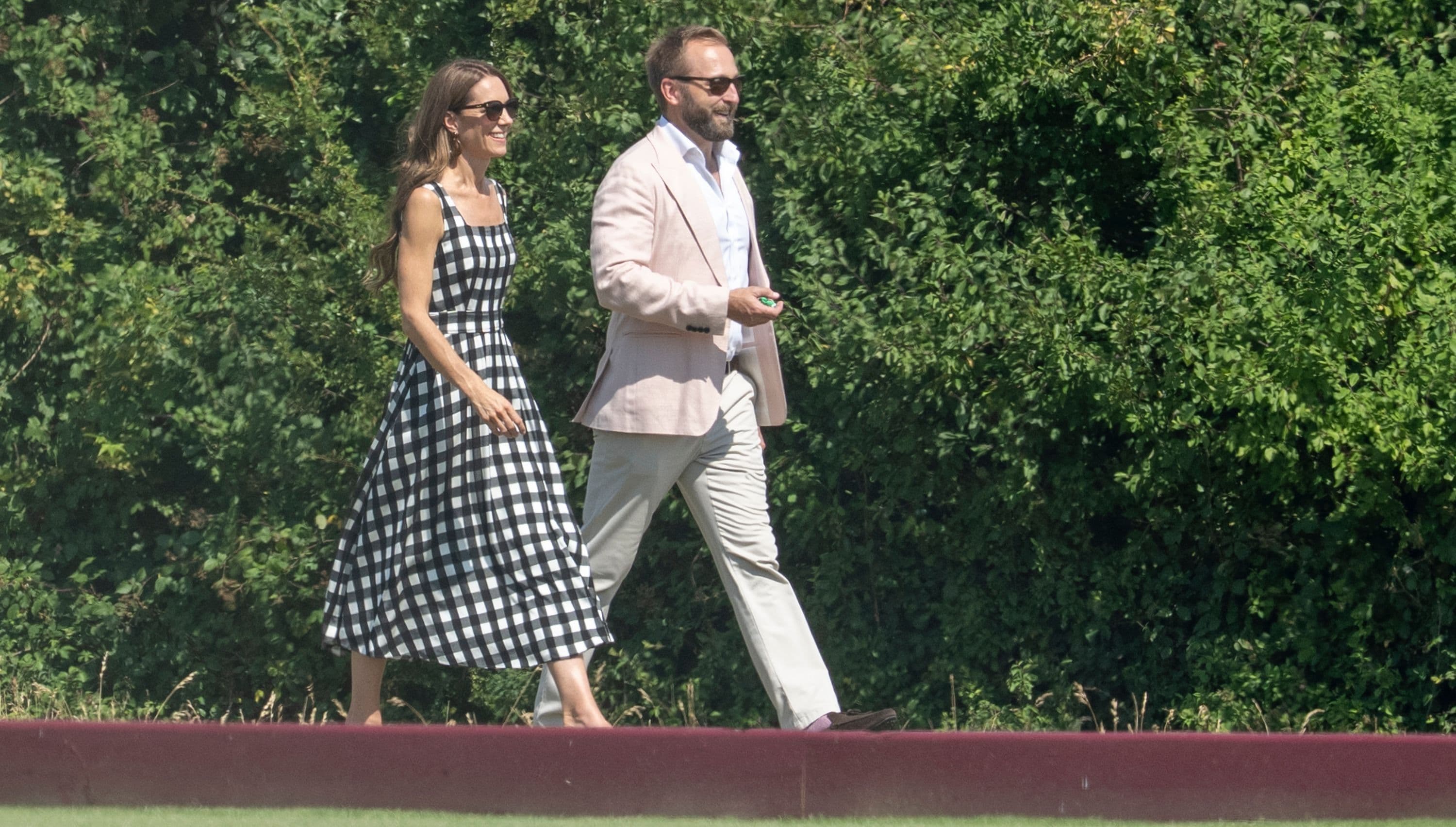 Kate Middleton, che per tifare il marito ha sfoderato un abito in perfetto stile pic-nic chic