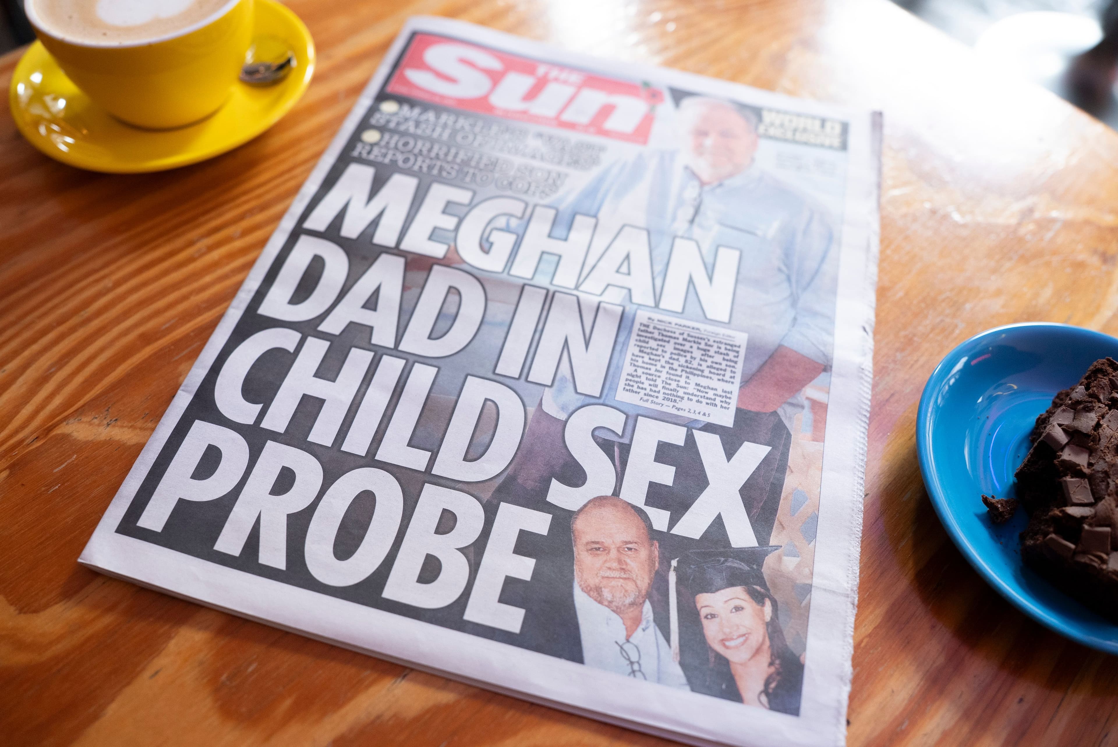 Thomas Markle ammette di aver pagato per fare sesso nelle Filippine, ma nega gli abusi su minori. Meghan è sconvolta: «Ho tenuto lontani i miei figli per proteggerli»