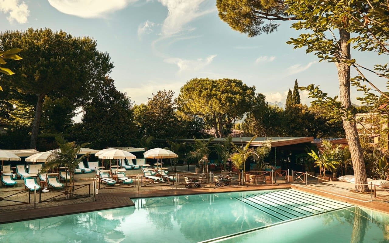 All’Hermitage Hotel & Resort di Forte dei Marmi rinasce la Dolce Vita della Riviera