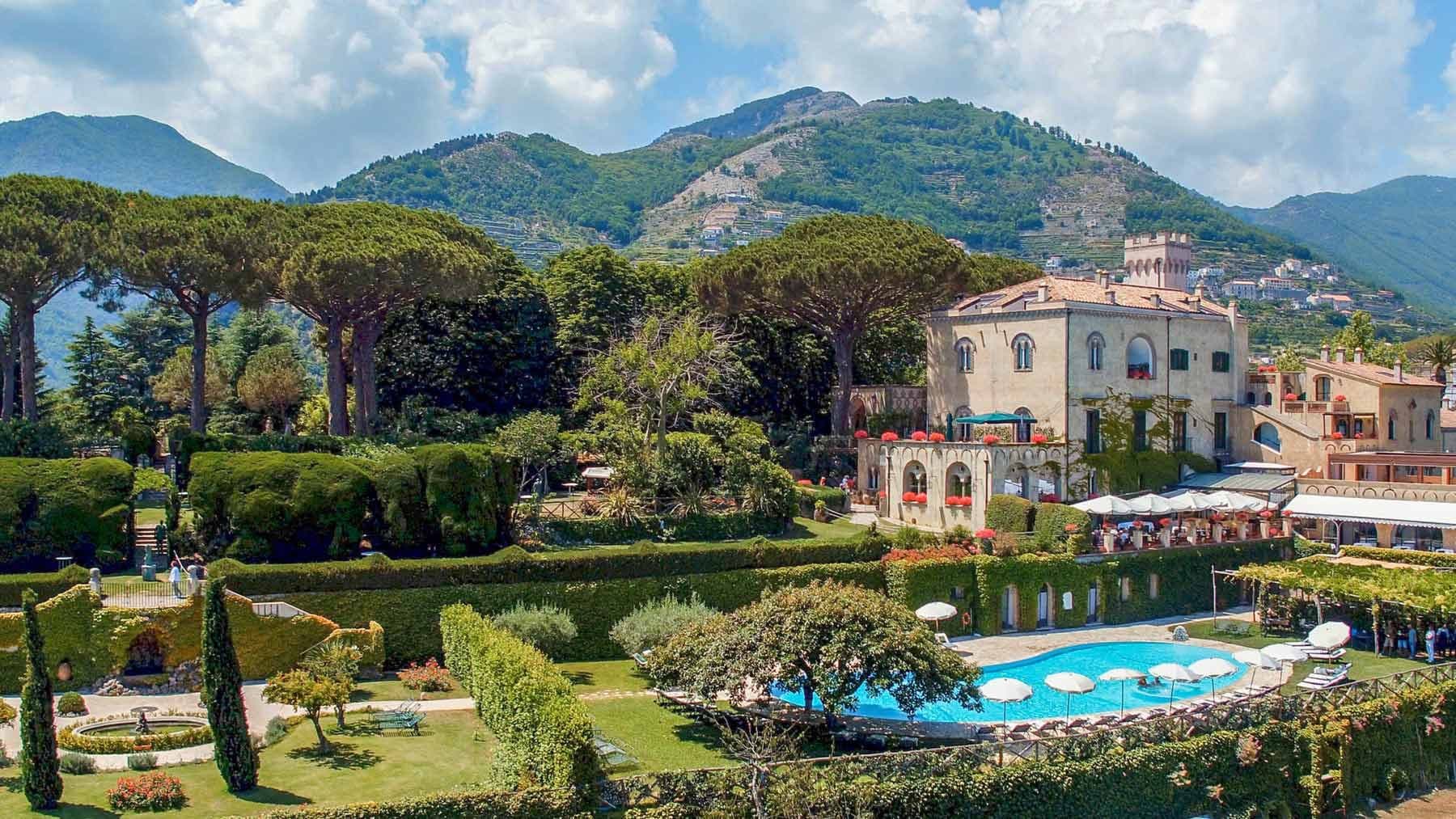 Matrimonio Ilary Blasi: com'è la spettacolare villa in Costiera Amalfitana dove si sposerà a settembre
