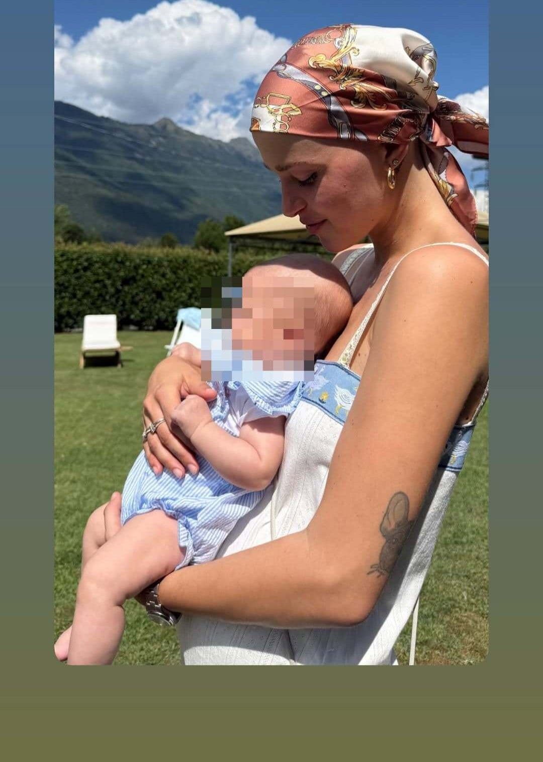 Natalia Paragoni, la buona notizia dopo la diagnosi di linfoma: «La terapia sta funzionando benissimo, la massa si è ridotta tantissimo. Non è ancora finita, ma oggi possiamo festeggiare»