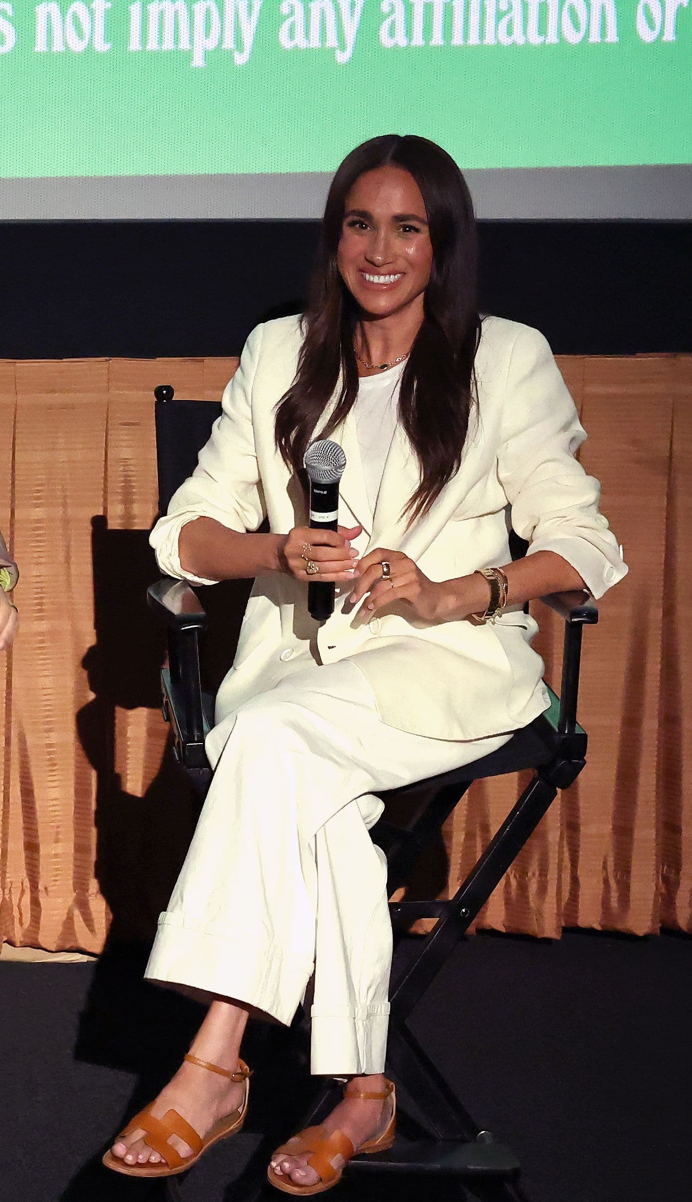 Meghan Markle, c'è un nuovo anello al suo dito. Ma non è quello che sembra