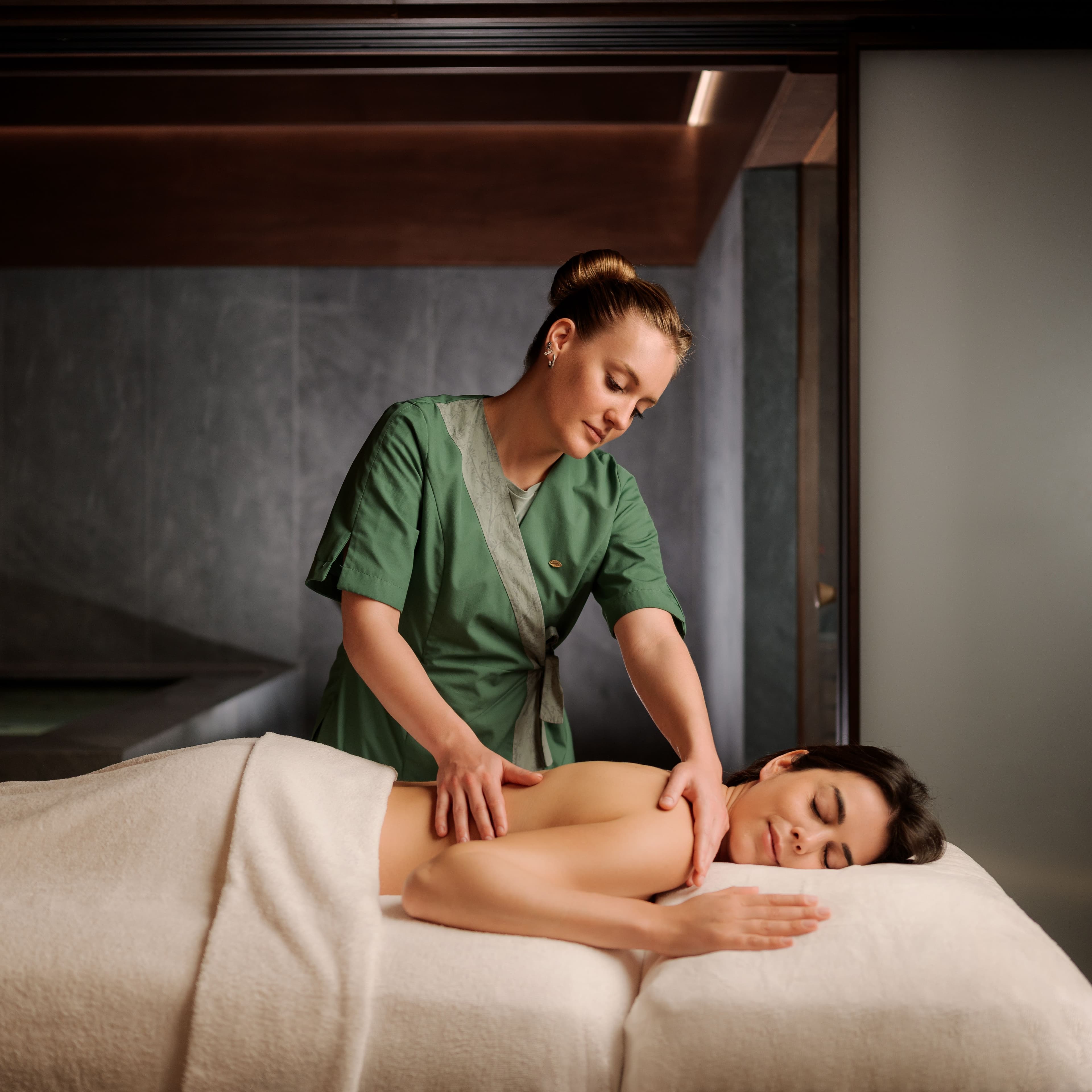 World Massage Day: 12 massaggi davvero speciali da provare almeno una volta nella vita