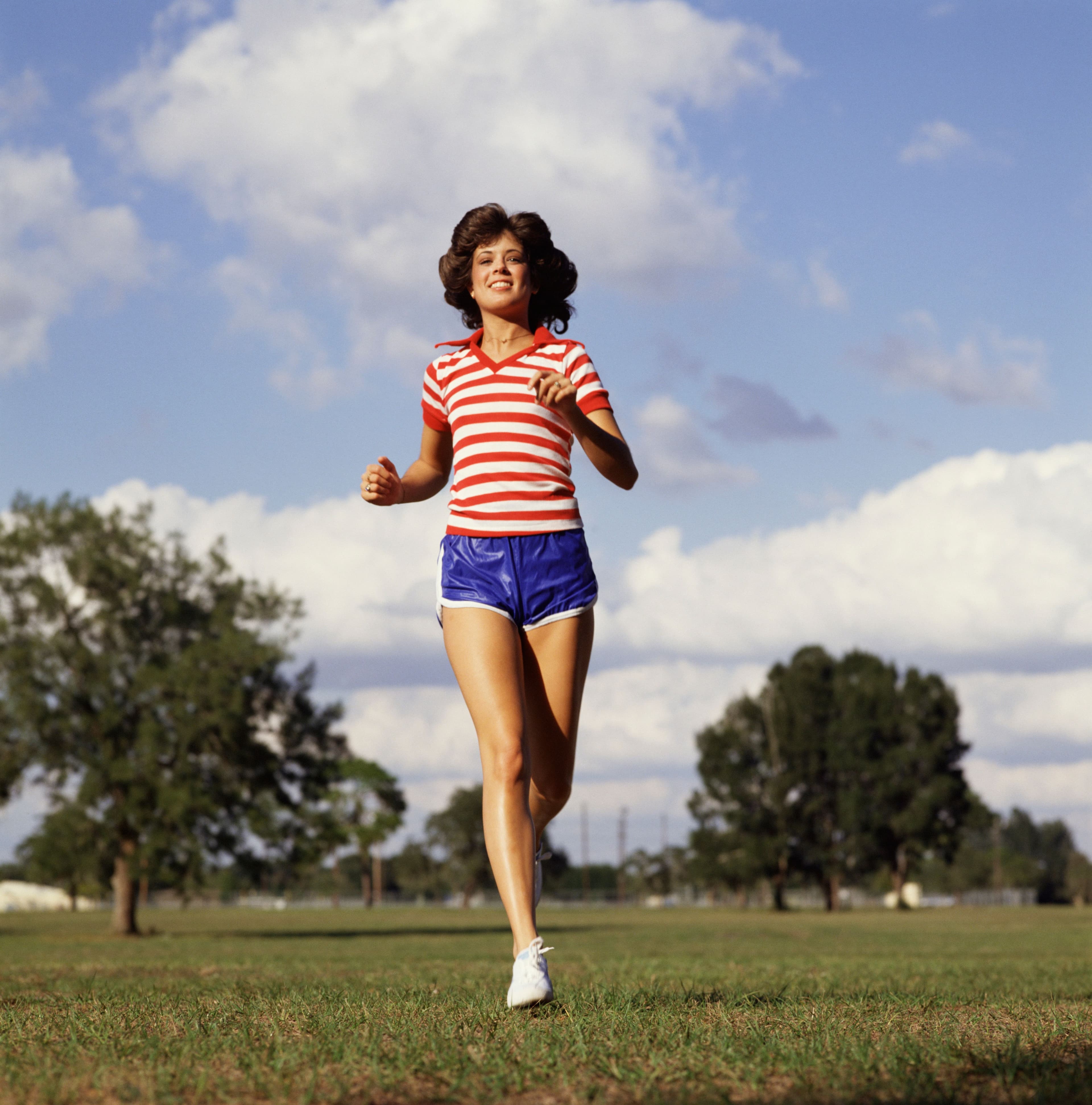 Correre lentamente fa bene all'umore. Perché lo slow jogging è un antidepressivo naturale
