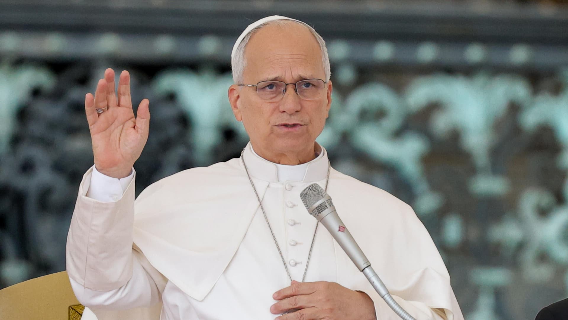 Papa Leone XIV al Gemelli per rimuovere un nodulo polmonare: operazione chirurgica e sospensione delle udienze fino al 20 ottobre